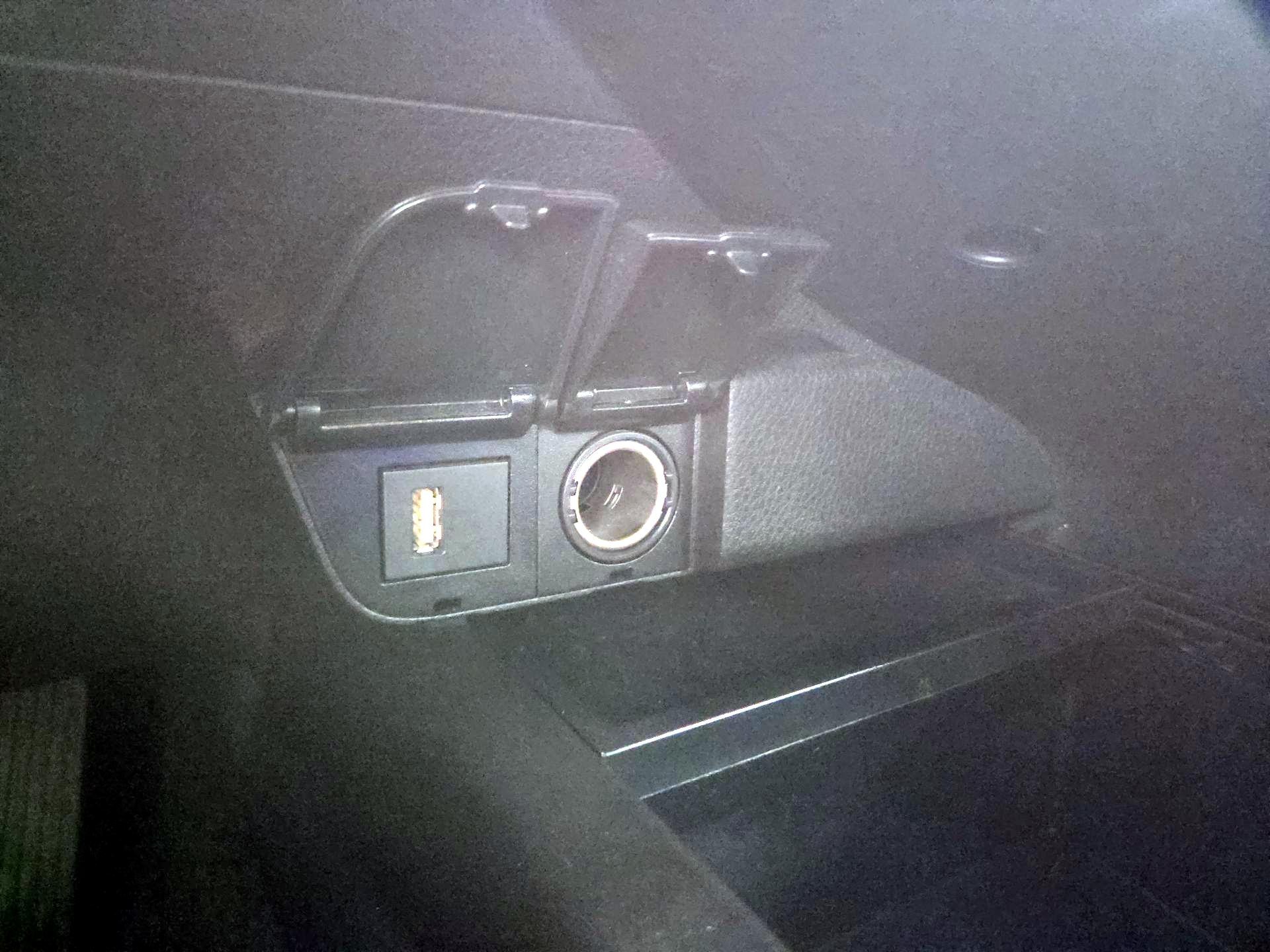 Thumbnail: 2024 Toyota Camry - 18