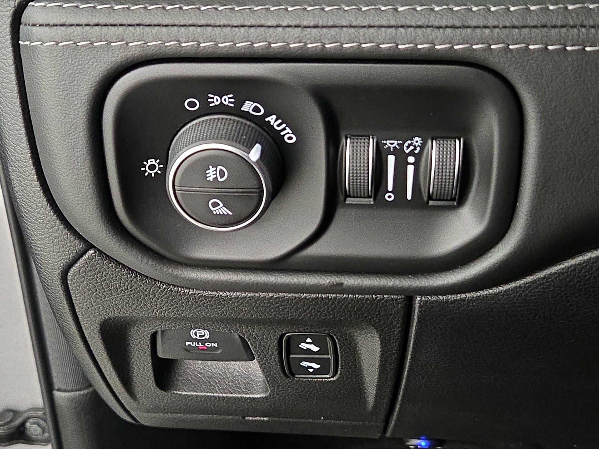 Thumbnail: 2020 RAM 1500 - 13