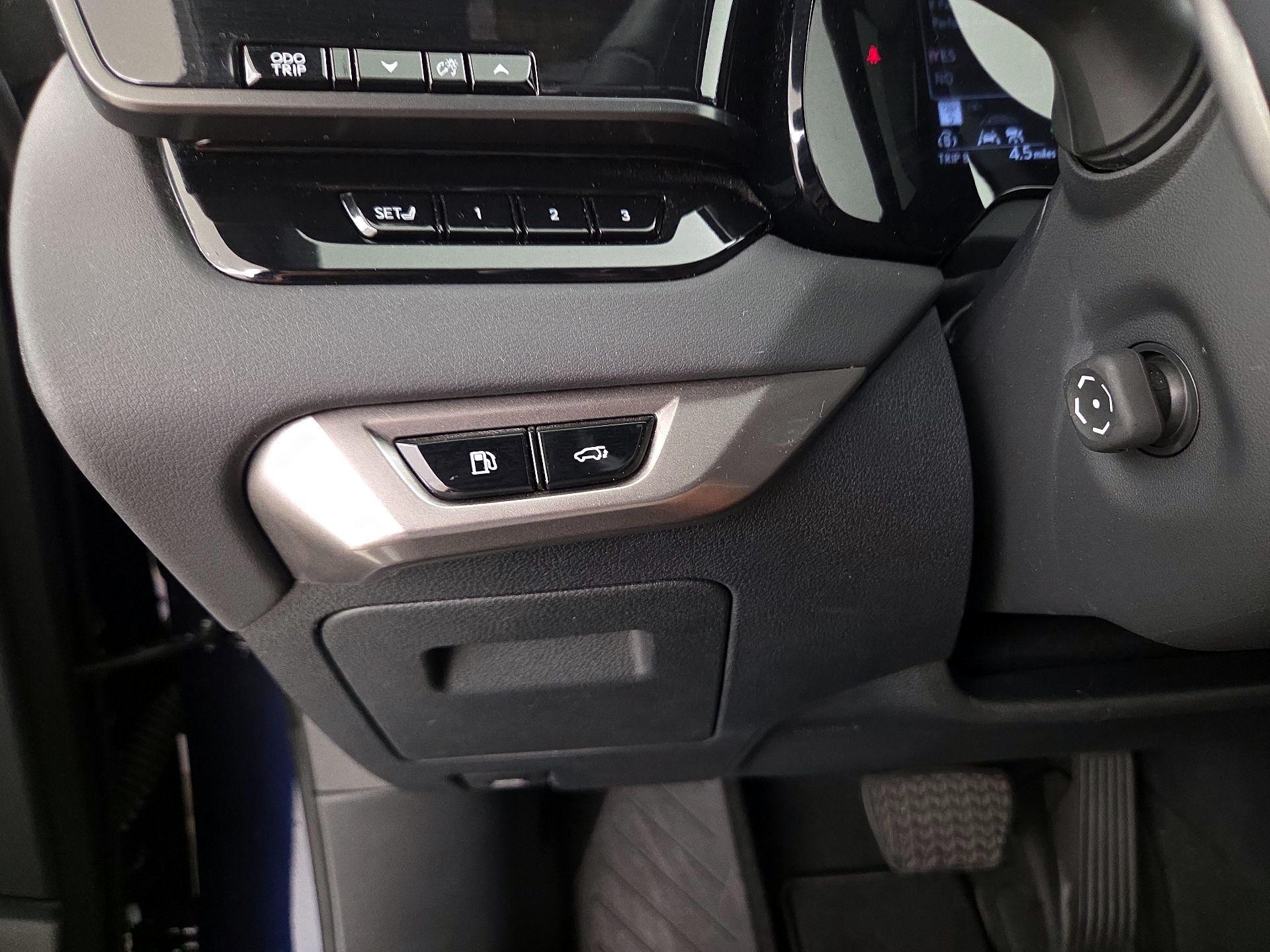 Thumbnail: 2023 Lexus RX - 13