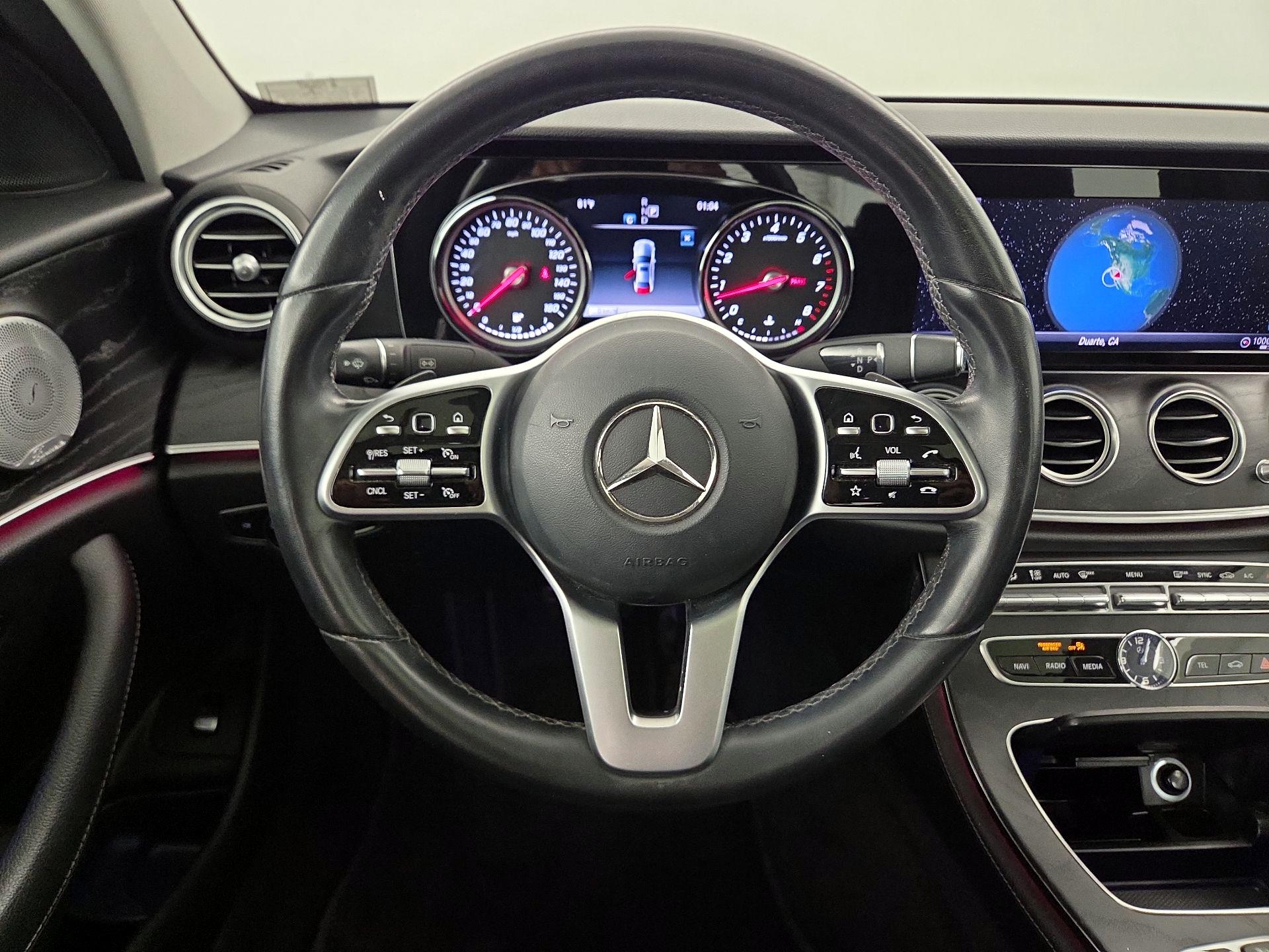 Thumbnail: 2019 Mercedes-Benz E-Class - 10
