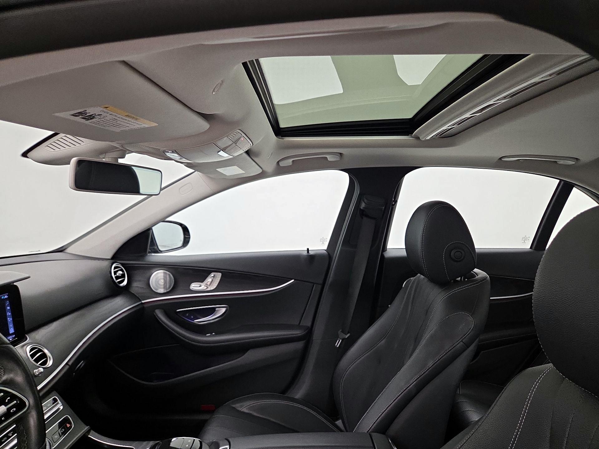 Thumbnail: 2019 Mercedes-Benz E-Class - 19