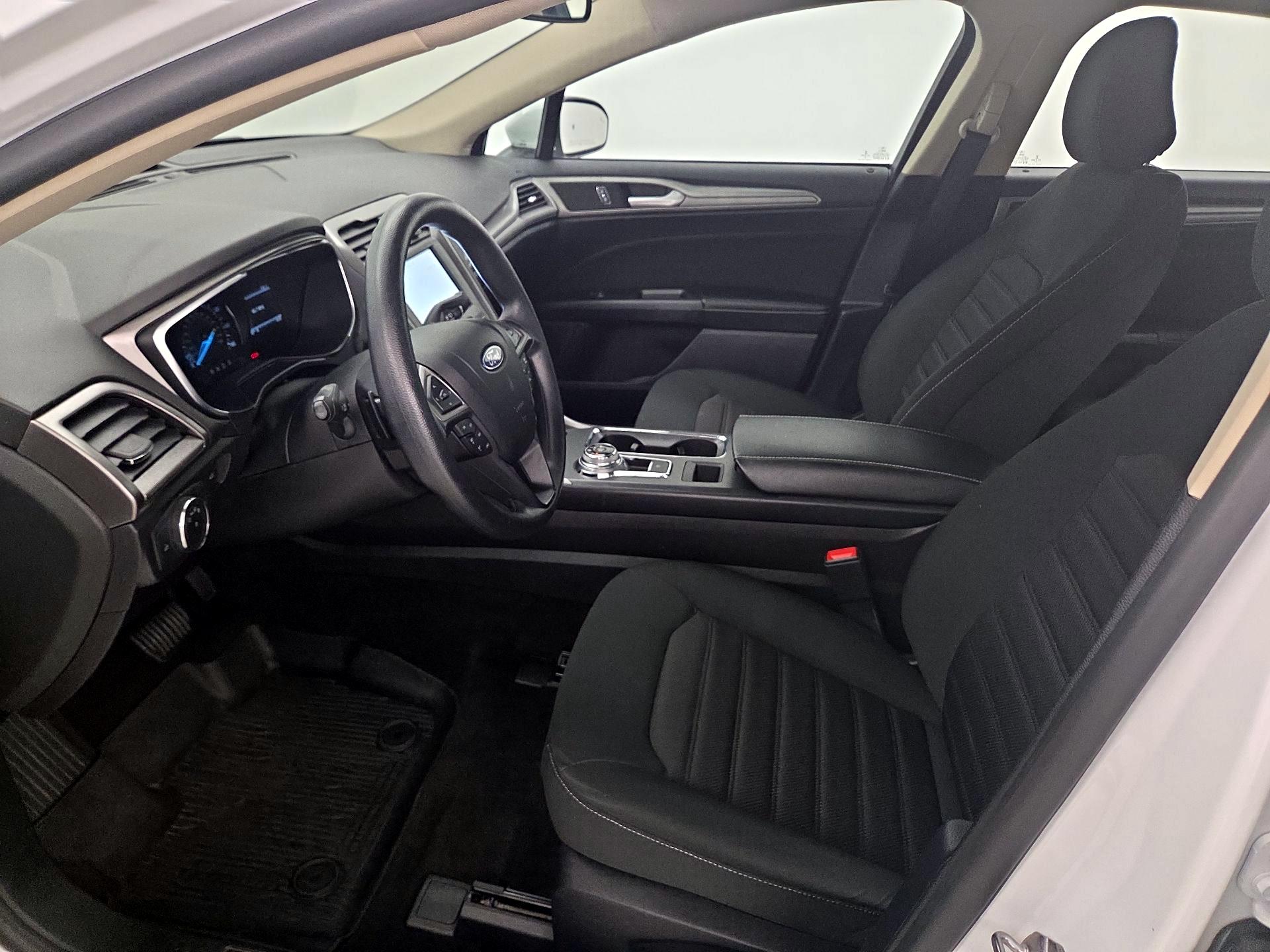 Thumbnail: 2020 Ford Fusion - 11