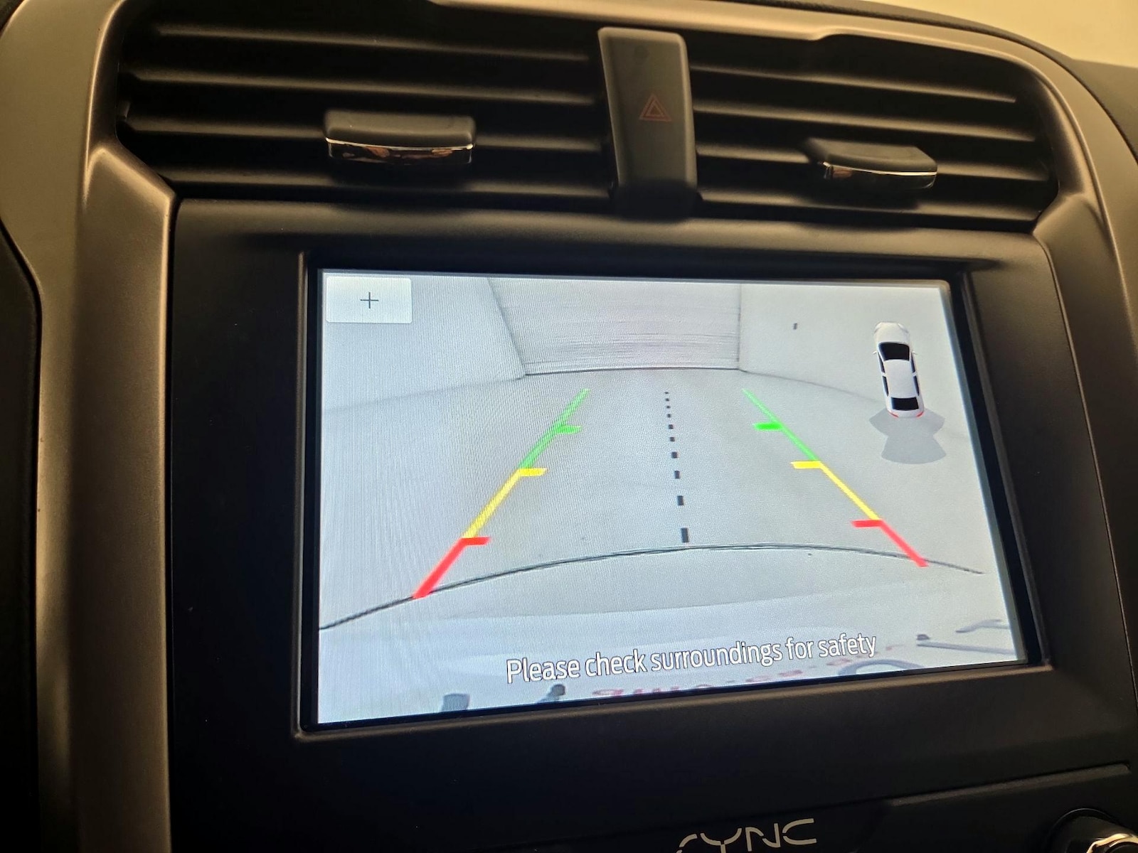 2020 Ford Fusion SE - Photo 15