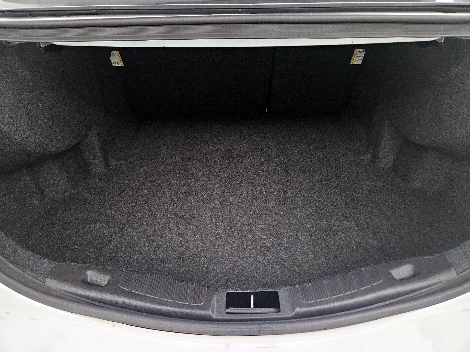 Thumbnail: 2020 Ford Fusion - 20