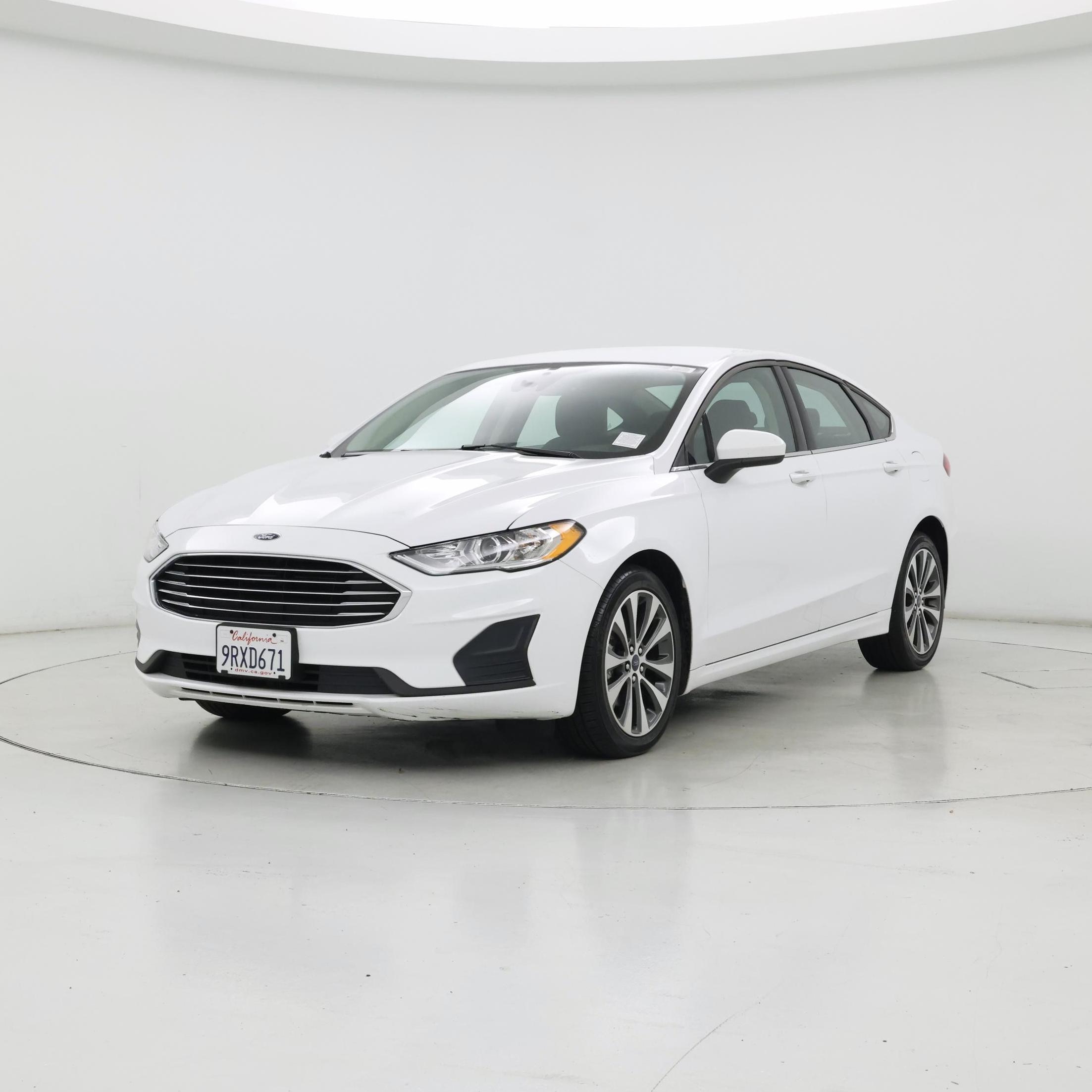 Thumbnail: 2020 Ford Fusion - 4