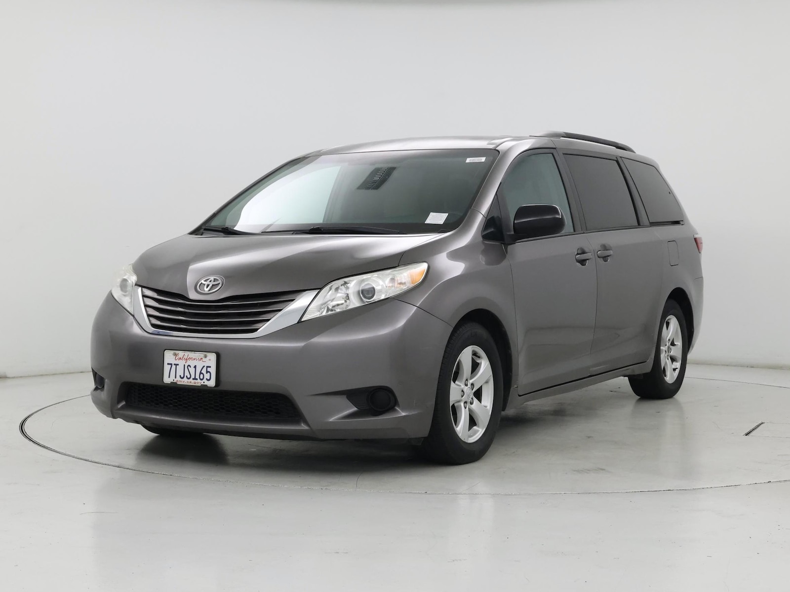 2016 Toyota Sienna LE - Photo 5