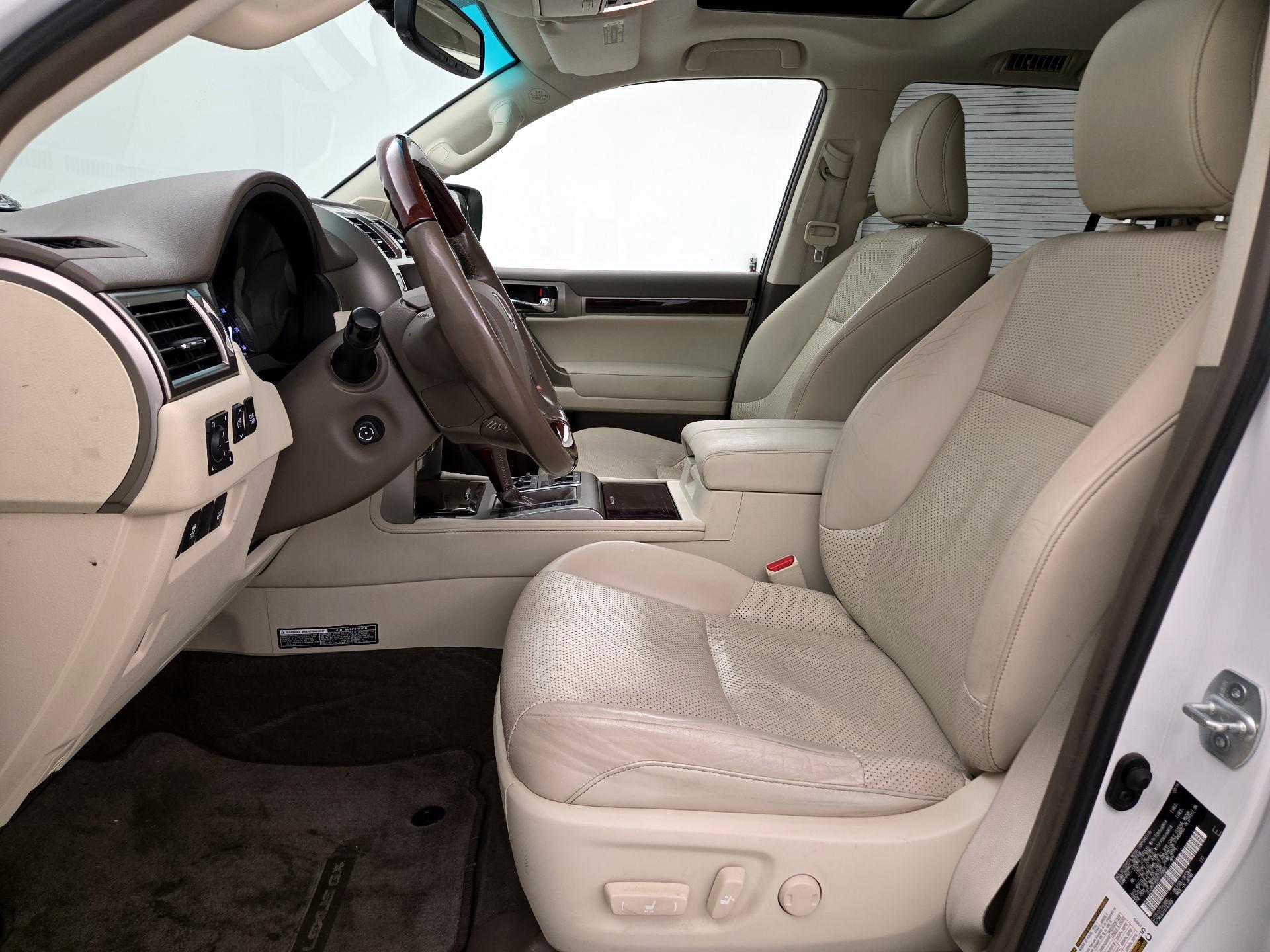 Thumbnail: 2016 Lexus GX - 11