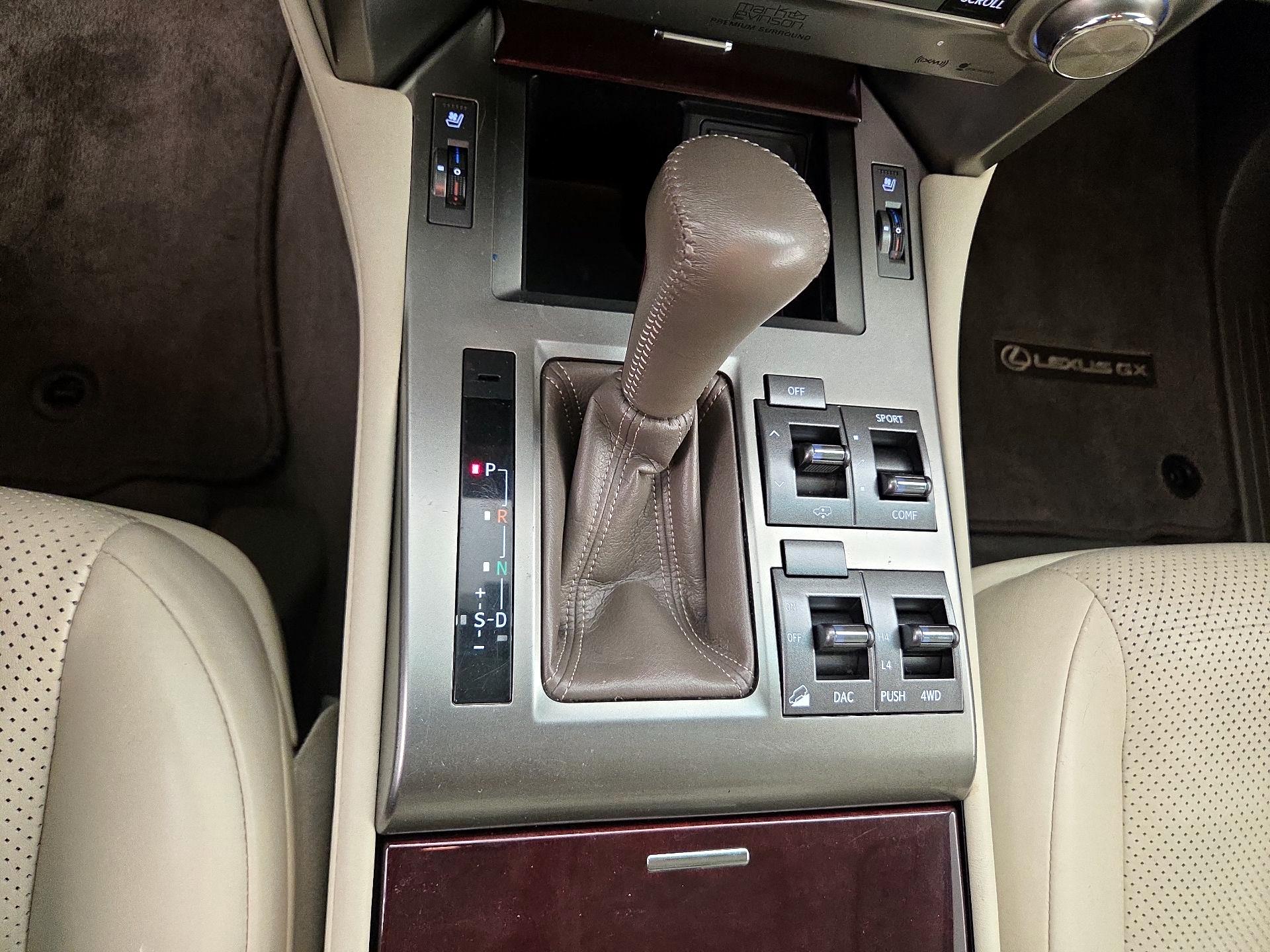 Thumbnail: 2016 Lexus GX - 18