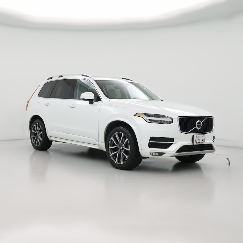 2017 Volvo XC90 T6 Momentum