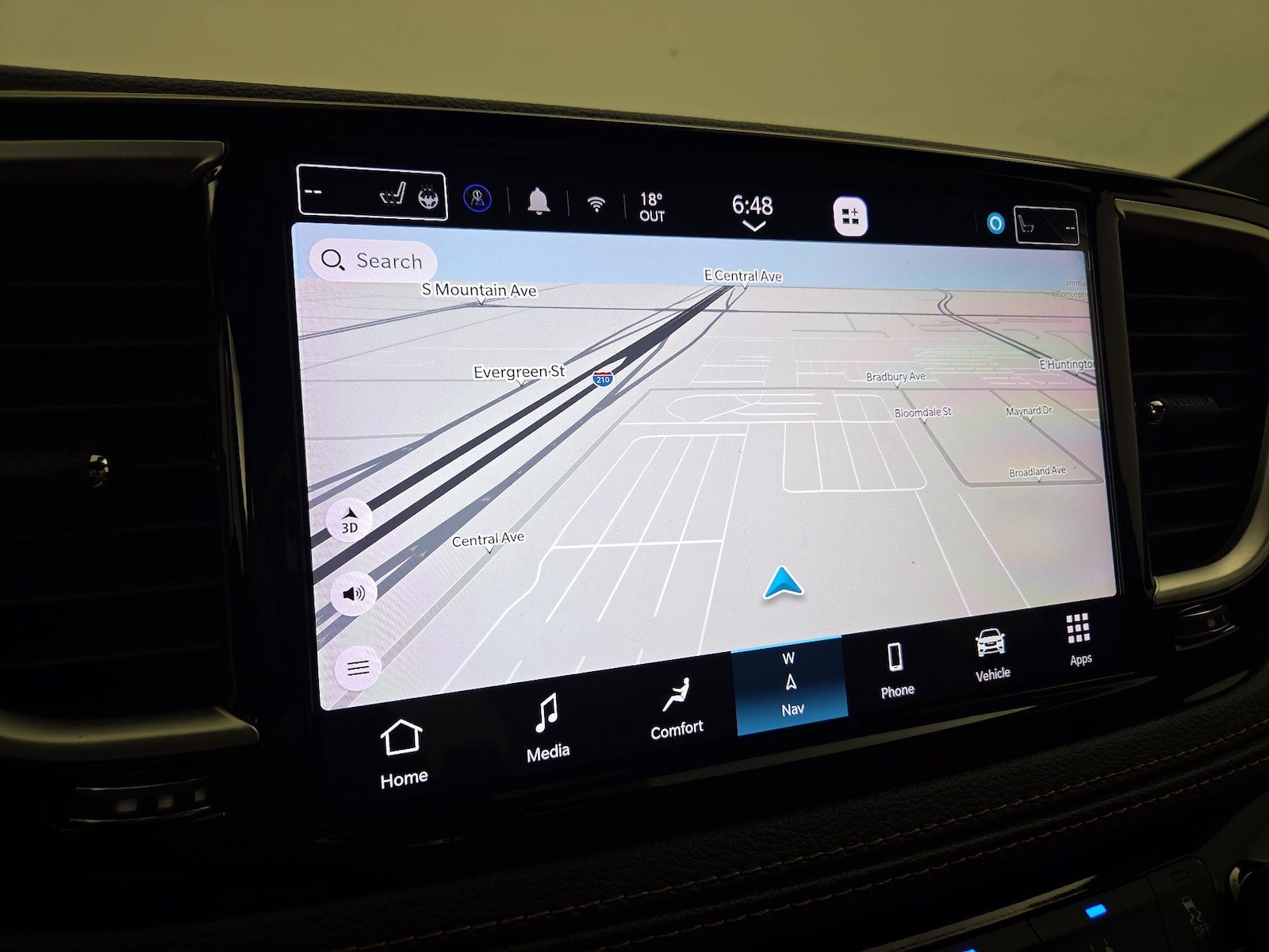2023 Chrysler Pacifica Hybrid Pinnacle - Photo 15