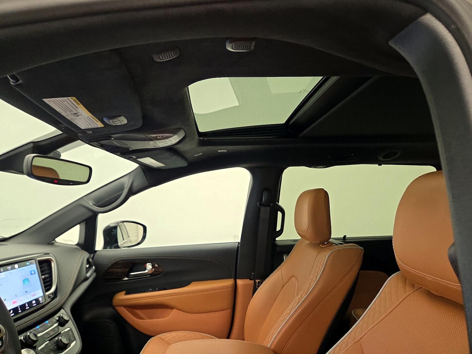 2023 Chrysler Pacifica Hybrid Pinnacle - Photo 21