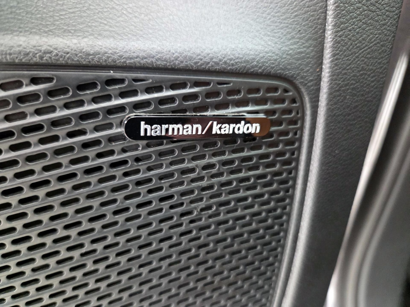 2023 Chrysler Pacifica Hybrid Pinnacle - Photo 27