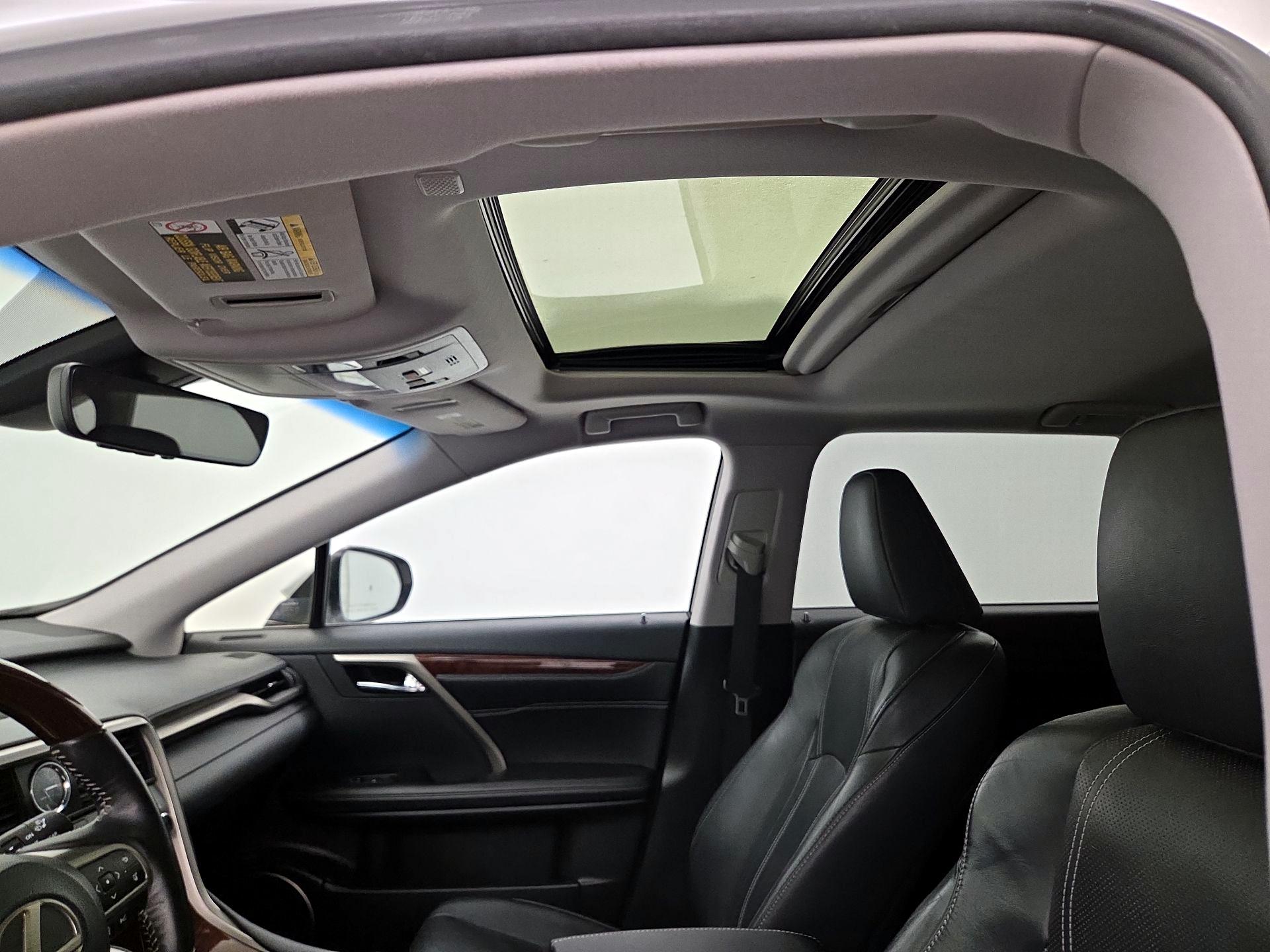 Thumbnail: 2019 Lexus RX - 20