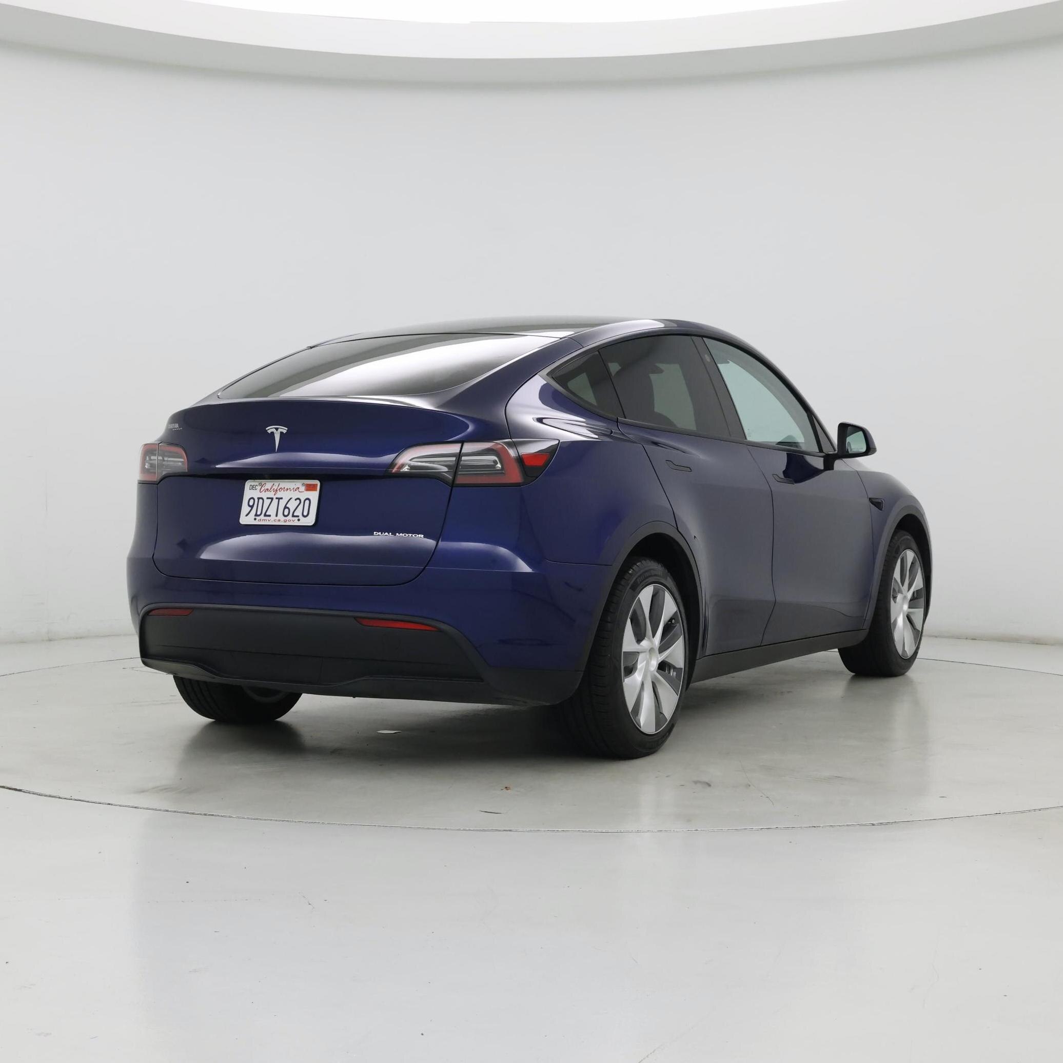Thumbnail: 2023 Tesla Model Y - 8