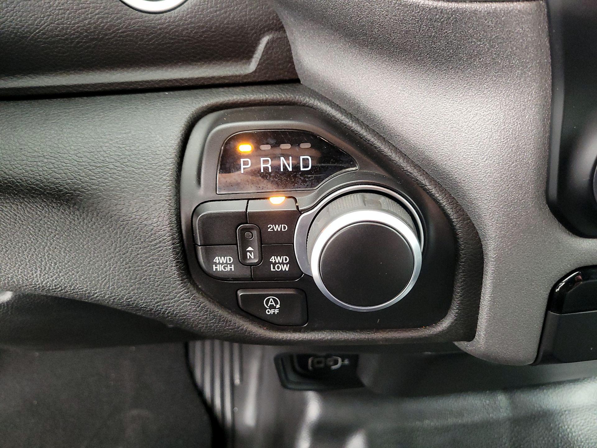 Thumbnail: 2024 RAM 1500 - 17