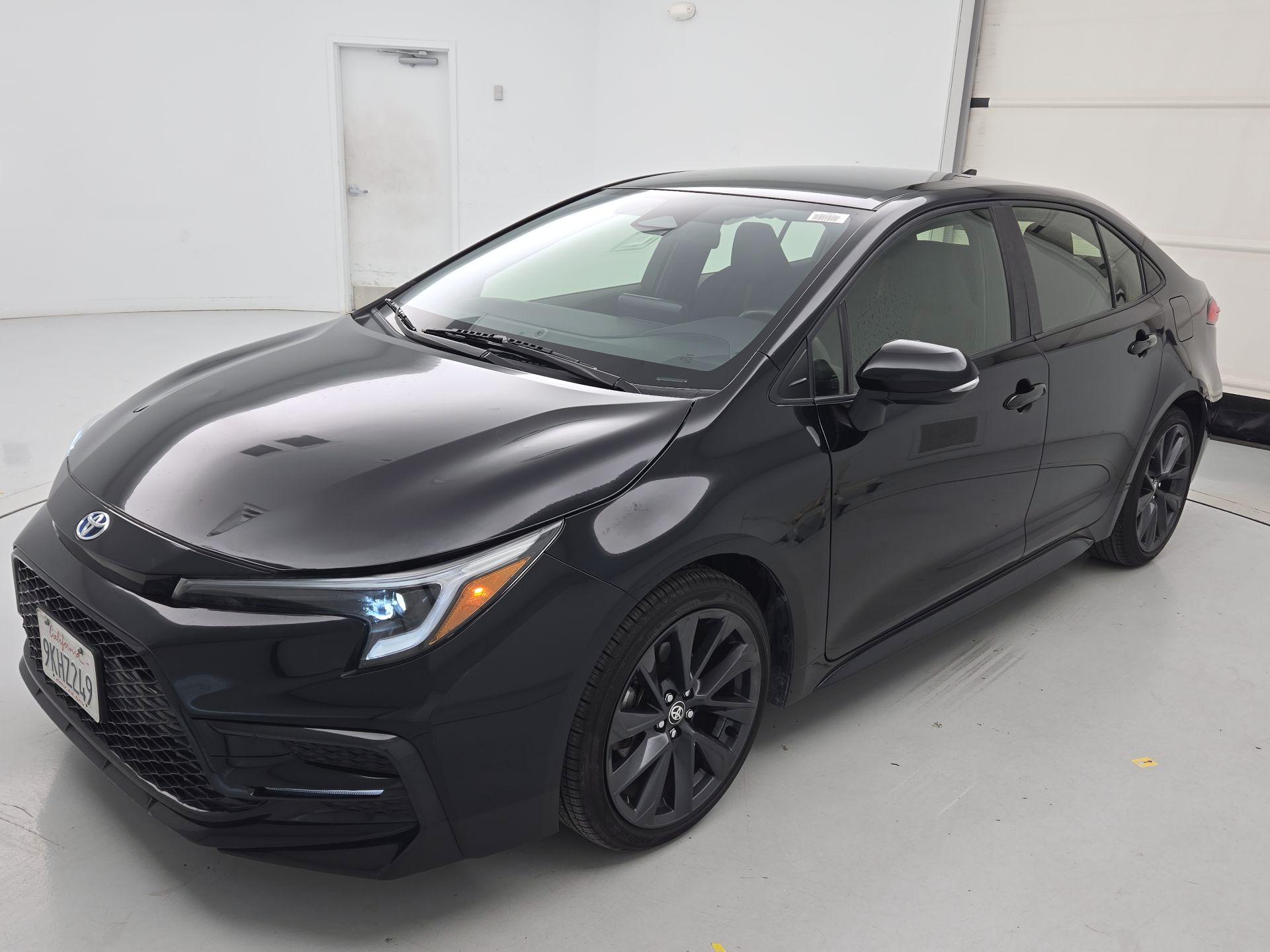 Thumbnail: 2024 Toyota Corolla - 3