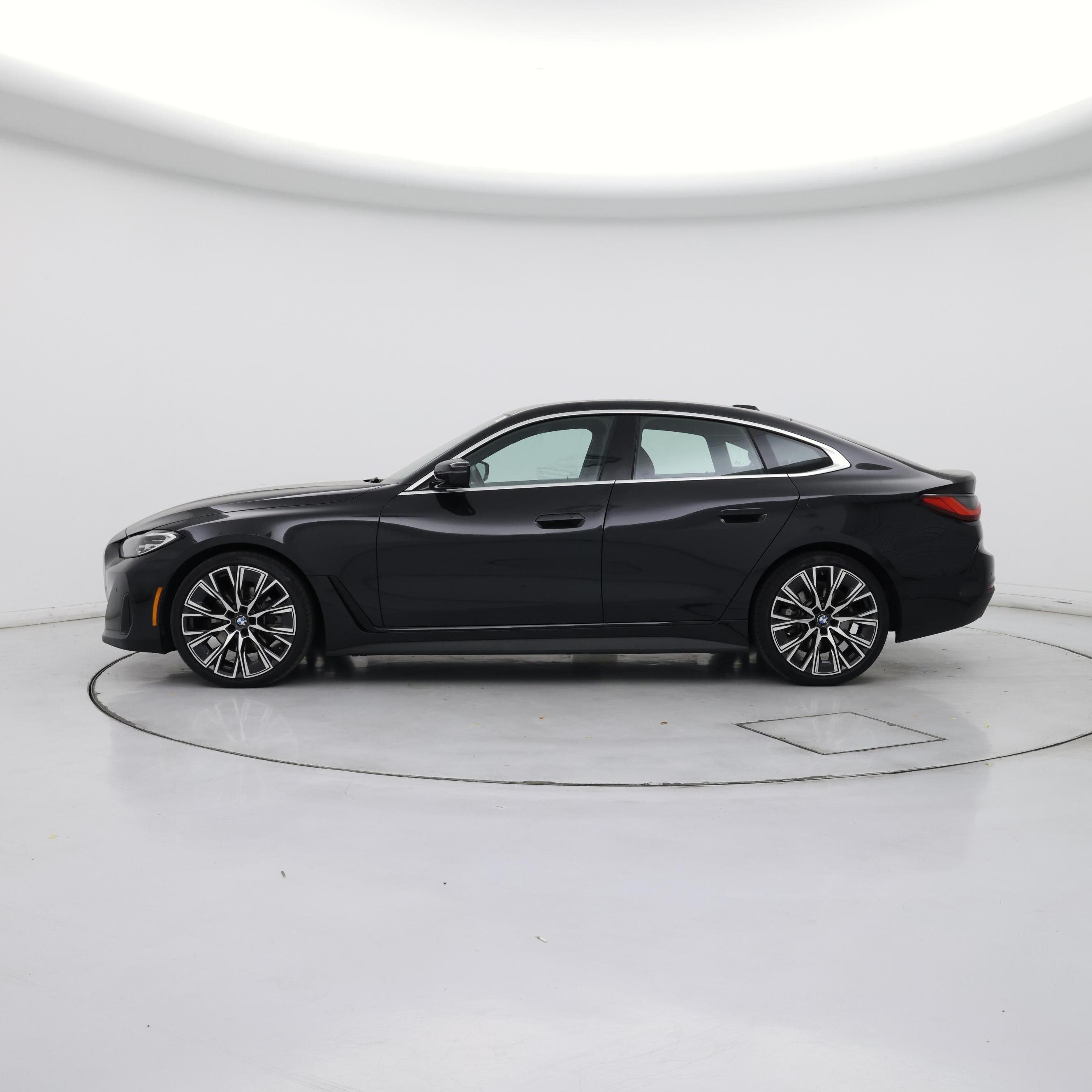 Thumbnail: 2024 BMW 4 Series - 3