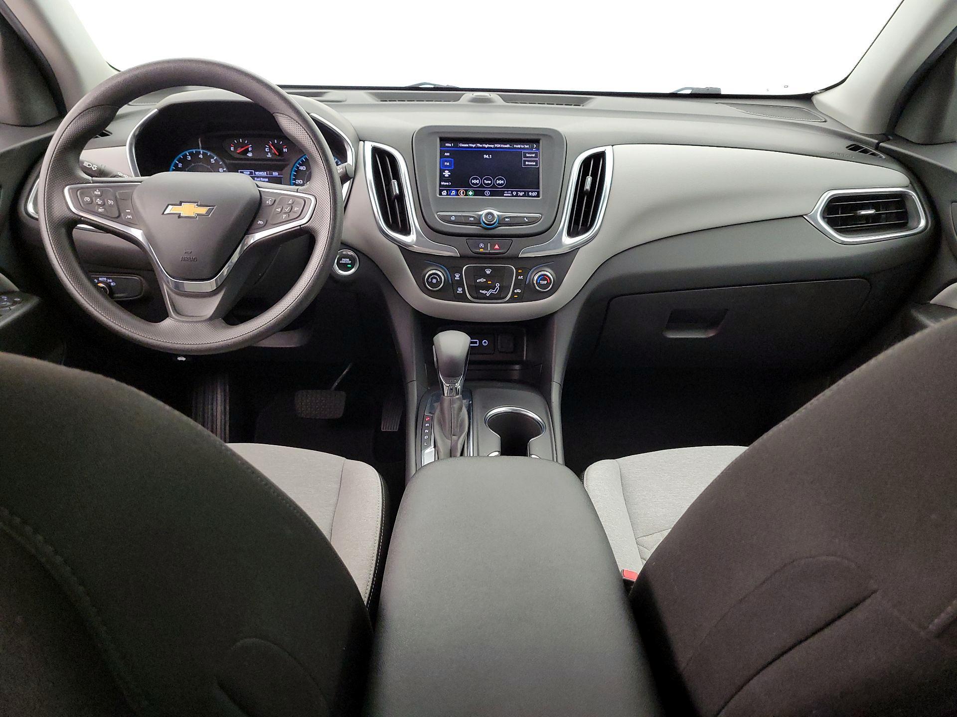 Thumbnail: 2022 Chevrolet Equinox - 9