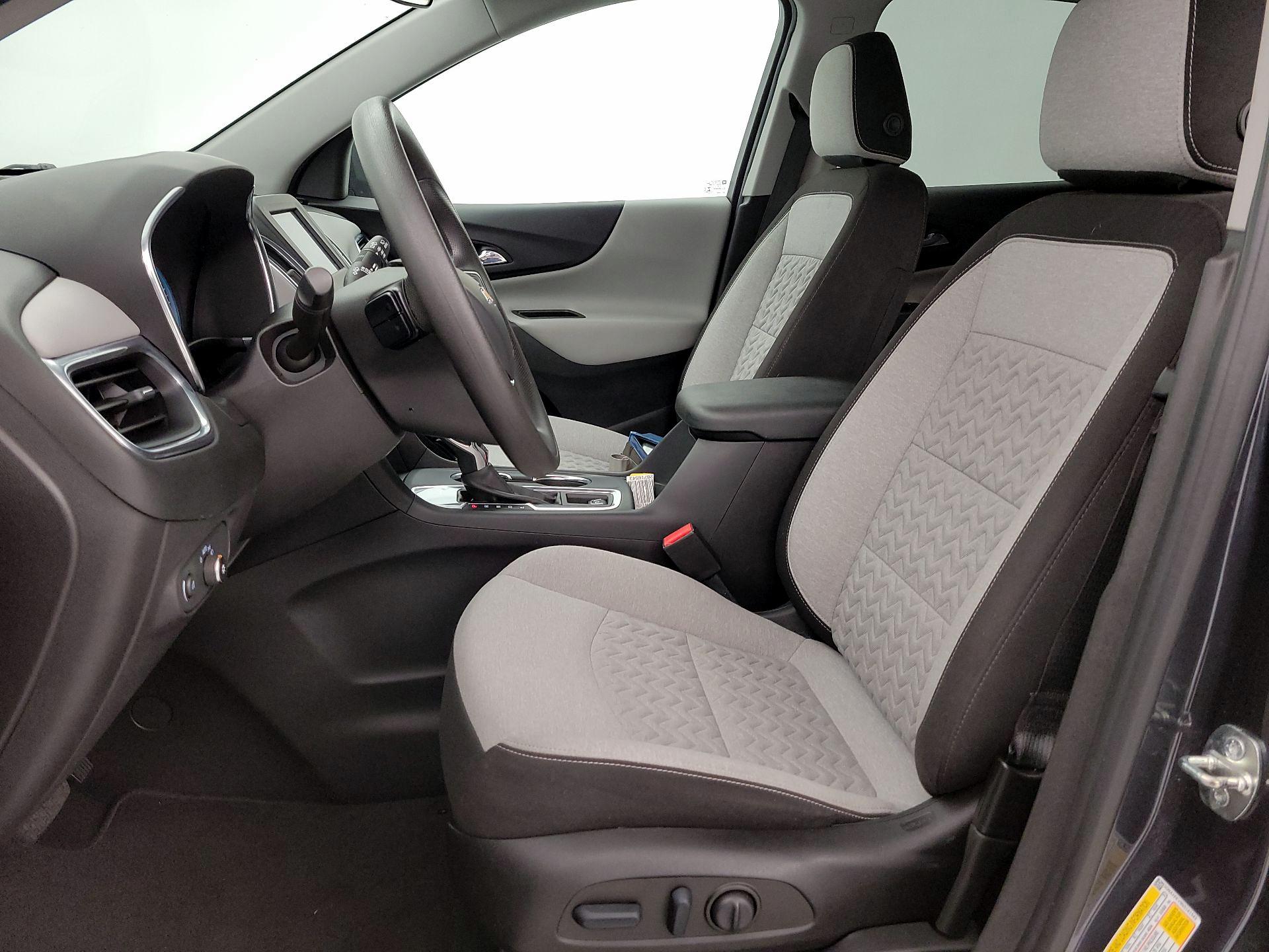 Thumbnail: 2022 Chevrolet Equinox - 11