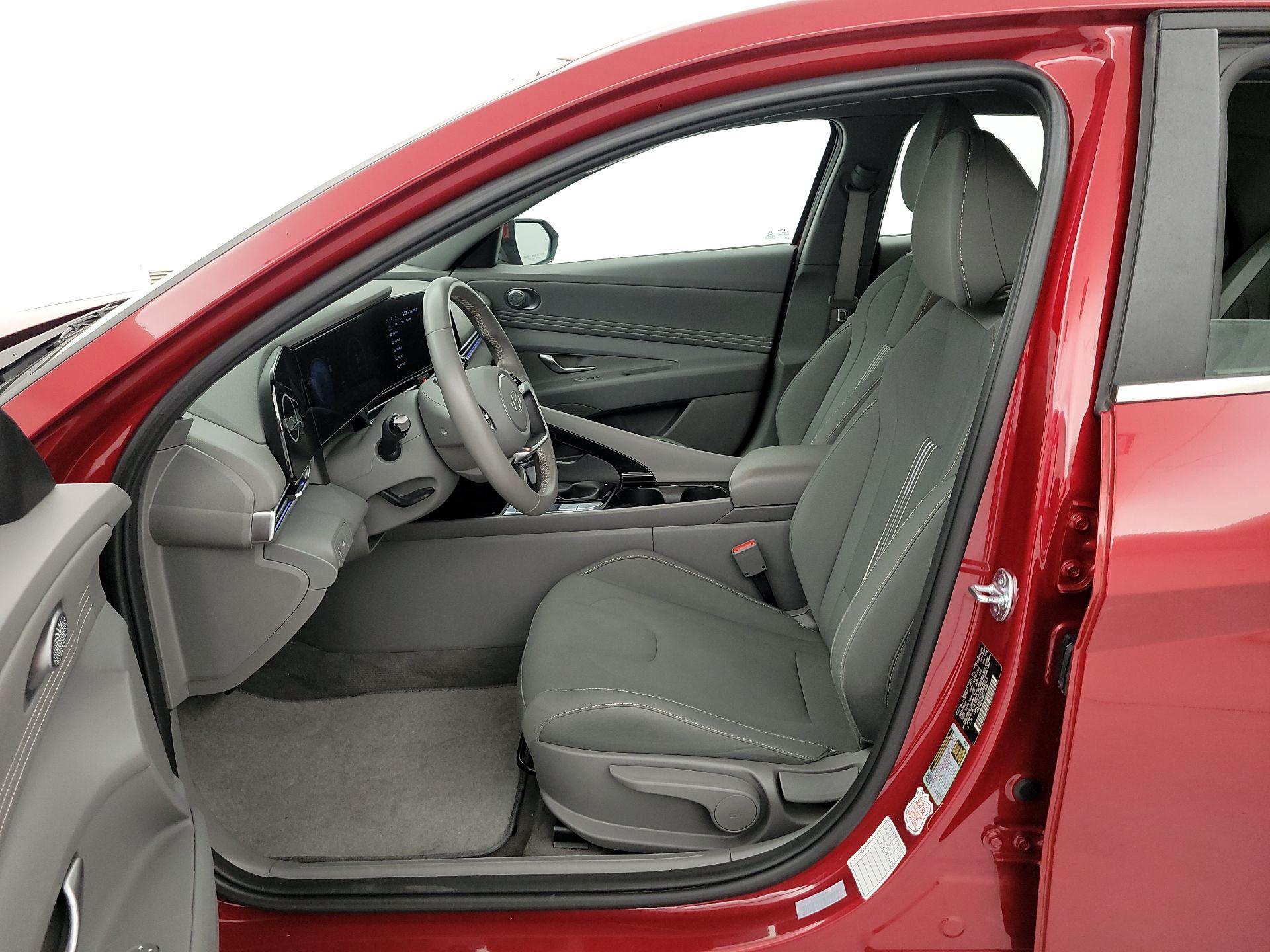 Thumbnail: 2025 Hyundai Elantra - 11