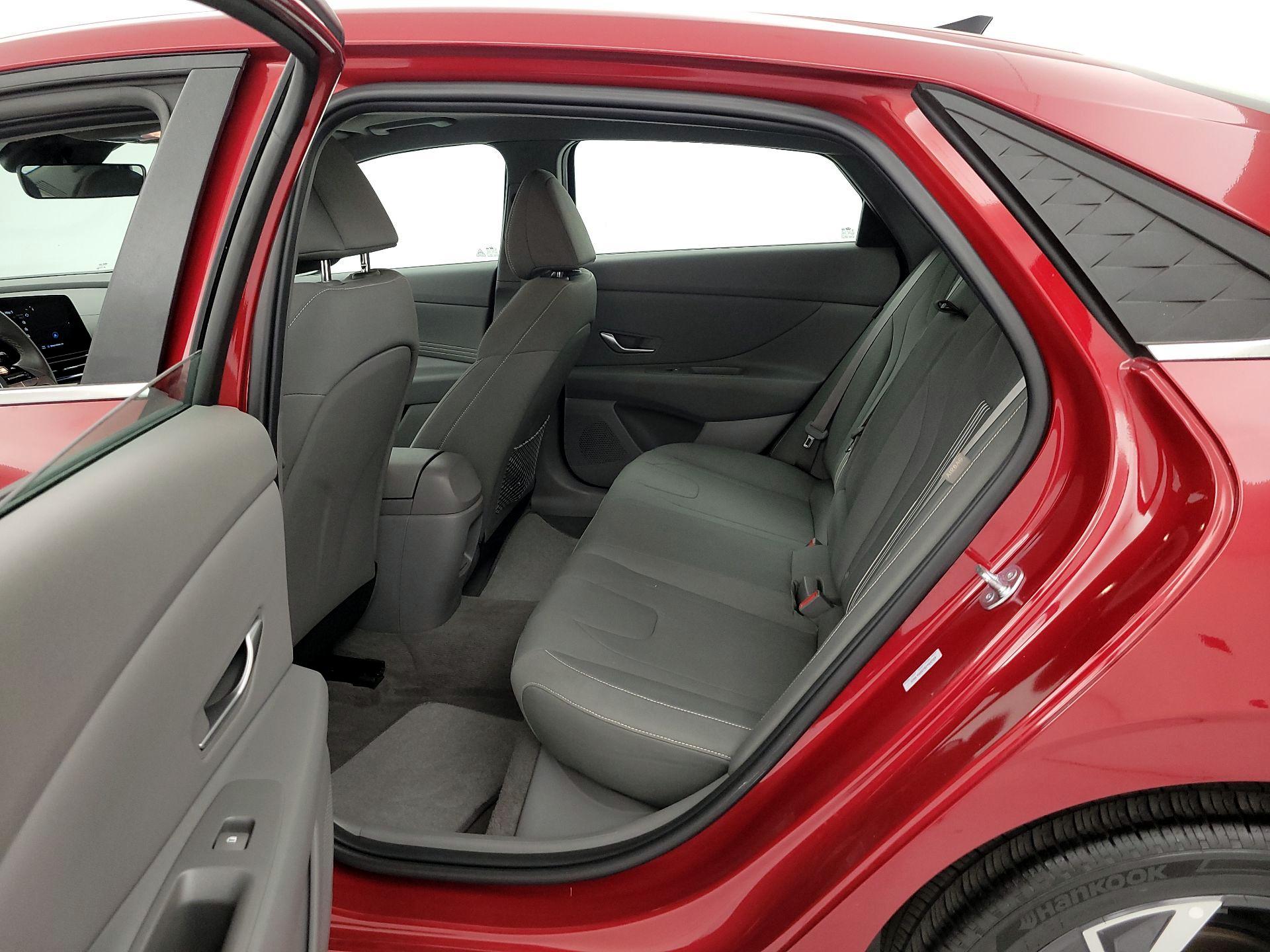 Thumbnail: 2025 Hyundai Elantra - 16