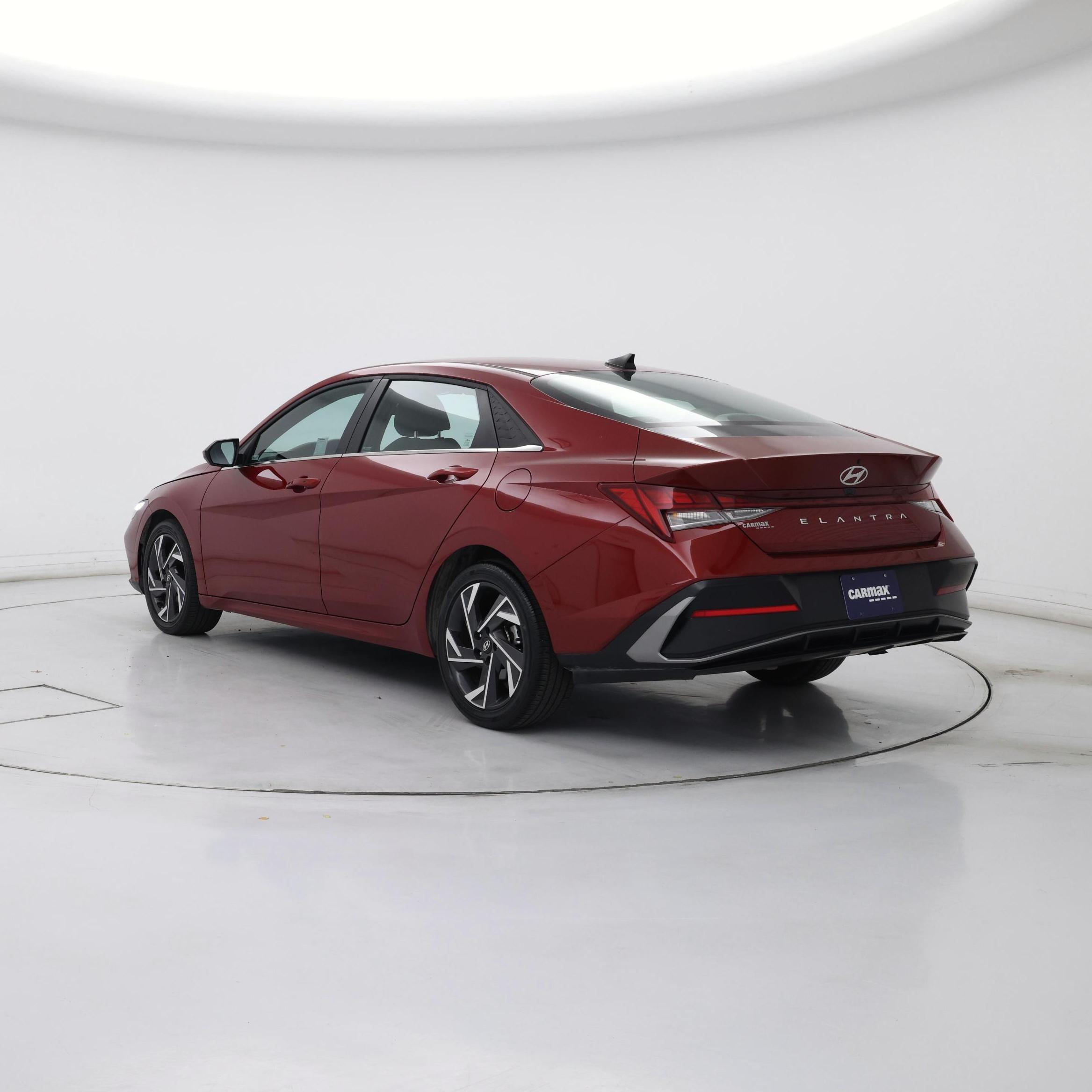 Thumbnail: 2025 Hyundai Elantra - 2