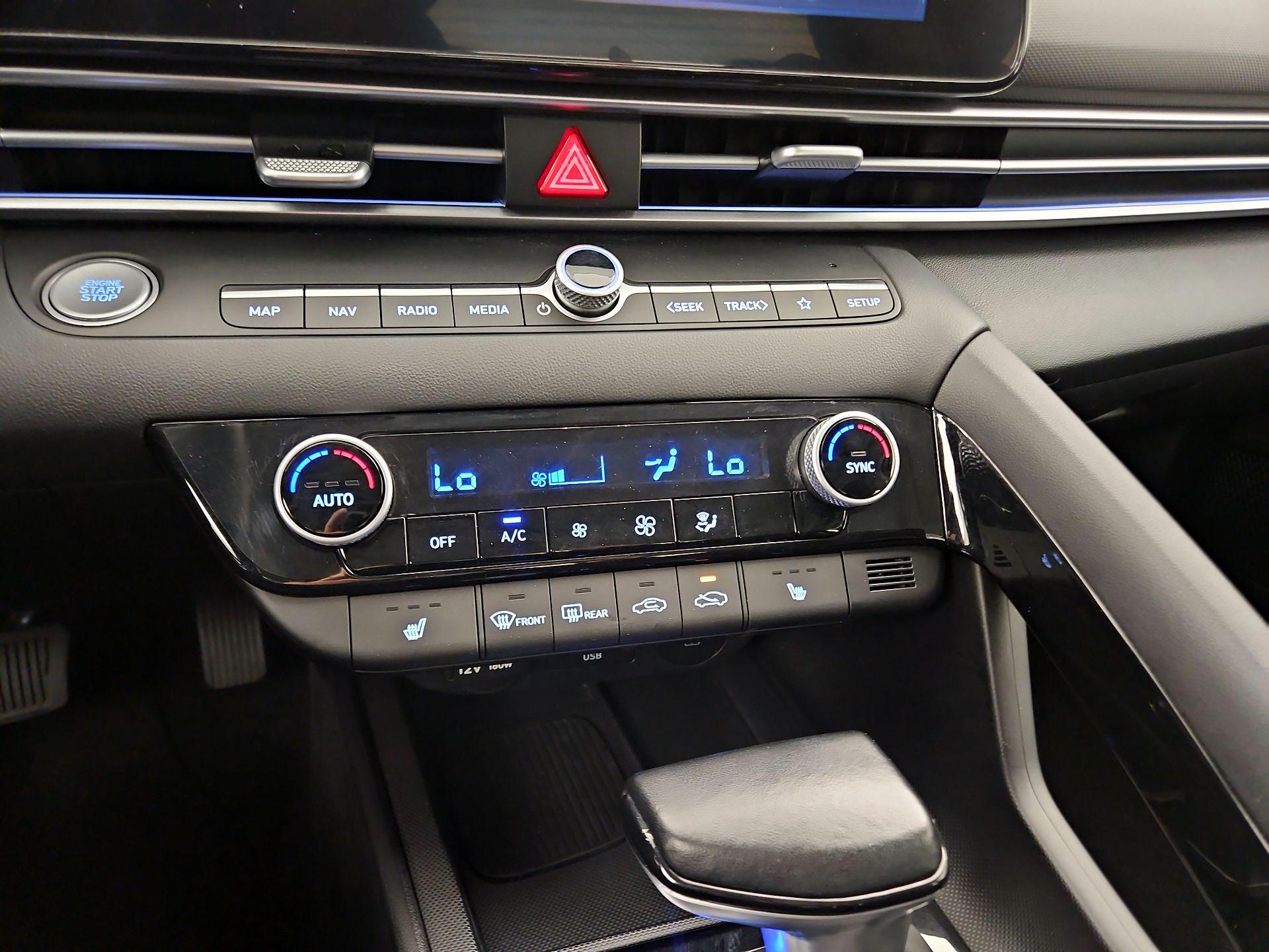 Thumbnail: 2025 Hyundai Elantra - 16