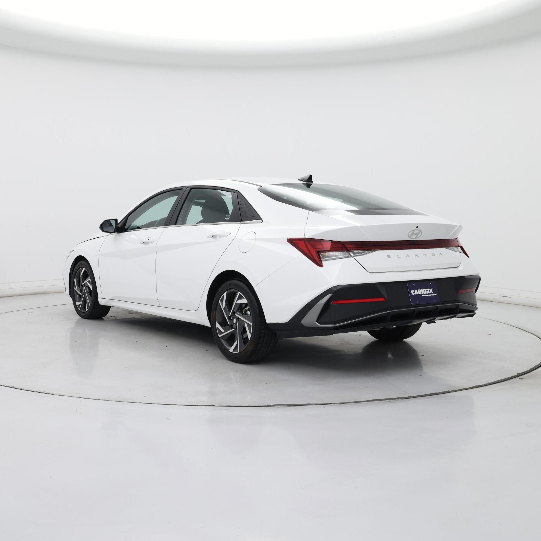 Thumbnail: 2025 Hyundai Elantra - 2