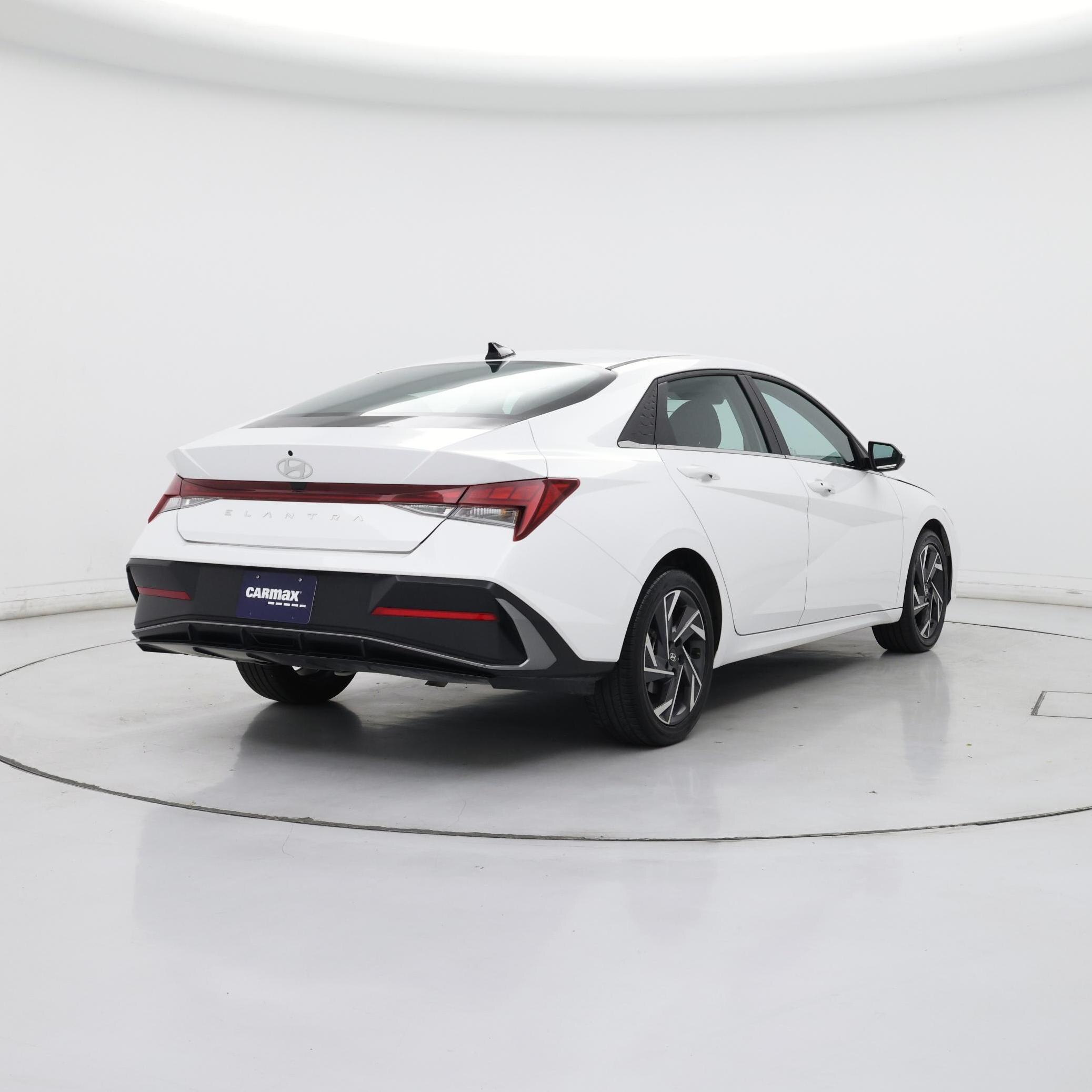 Thumbnail: 2025 Hyundai Elantra - 8