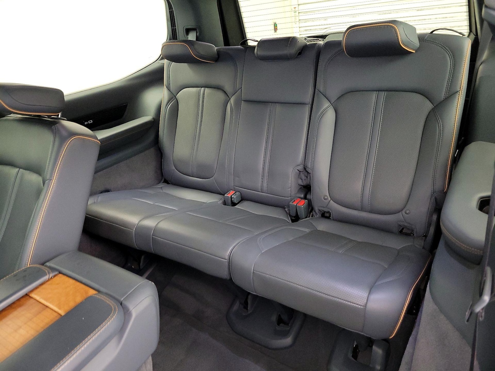 2023 Jeep Grand Wagoneer Series II - Photo 23