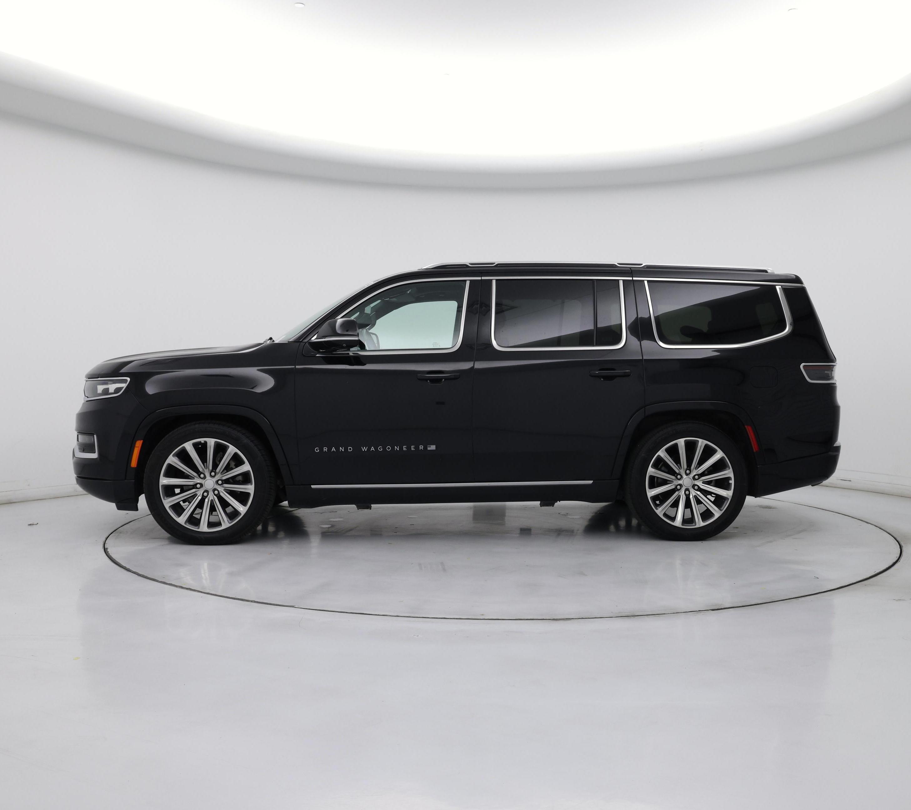Thumbnail: 2023 Jeep Grand Wagoneer - 3
