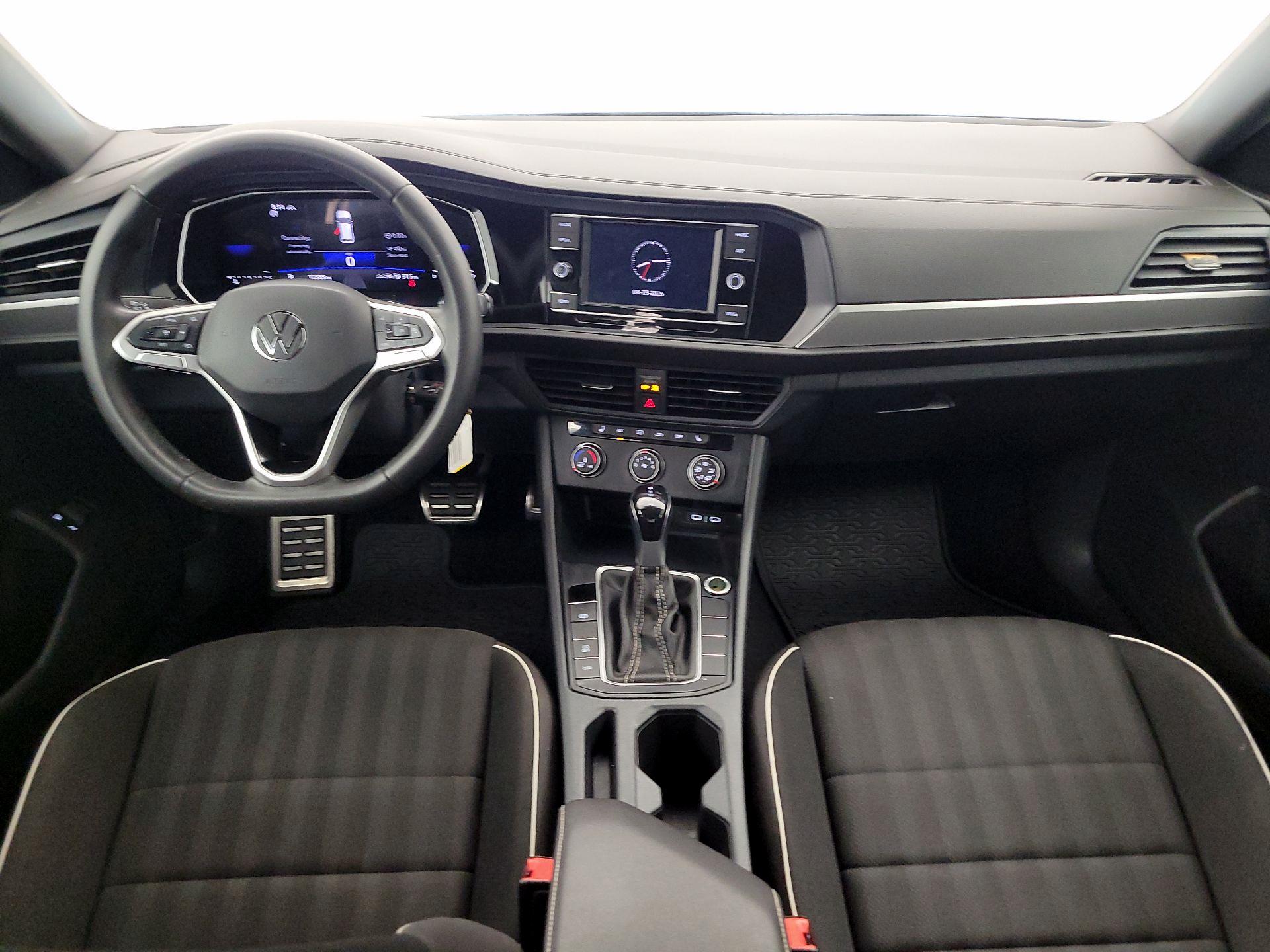 Thumbnail: 2024 Volkswagen Jetta - 9