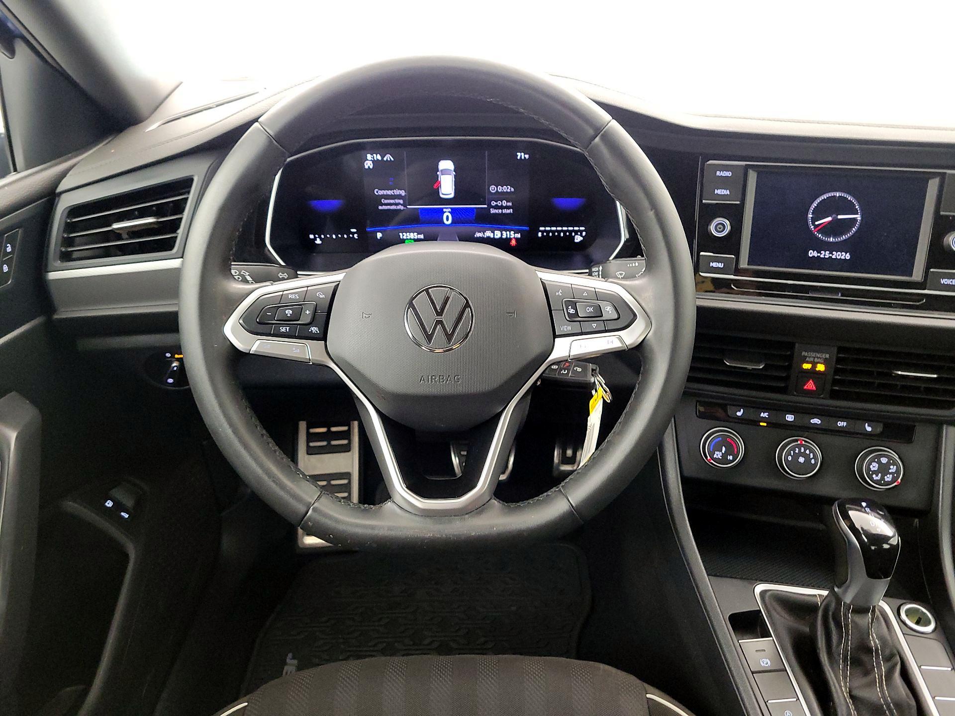 Thumbnail: 2024 Volkswagen Jetta - 10
