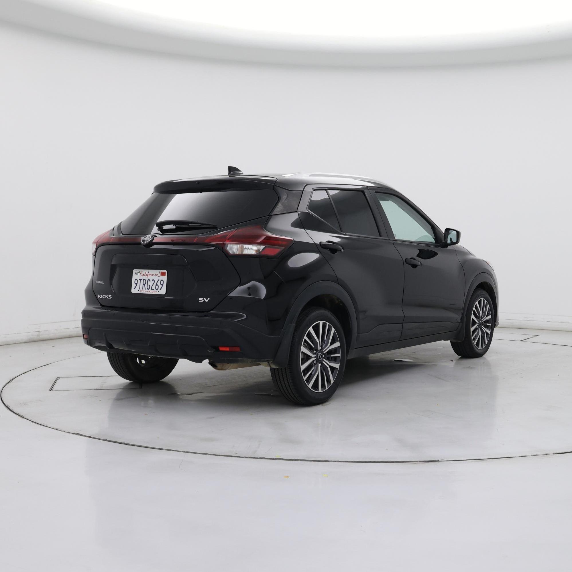 Thumbnail: 2024 Nissan Kicks - 8
