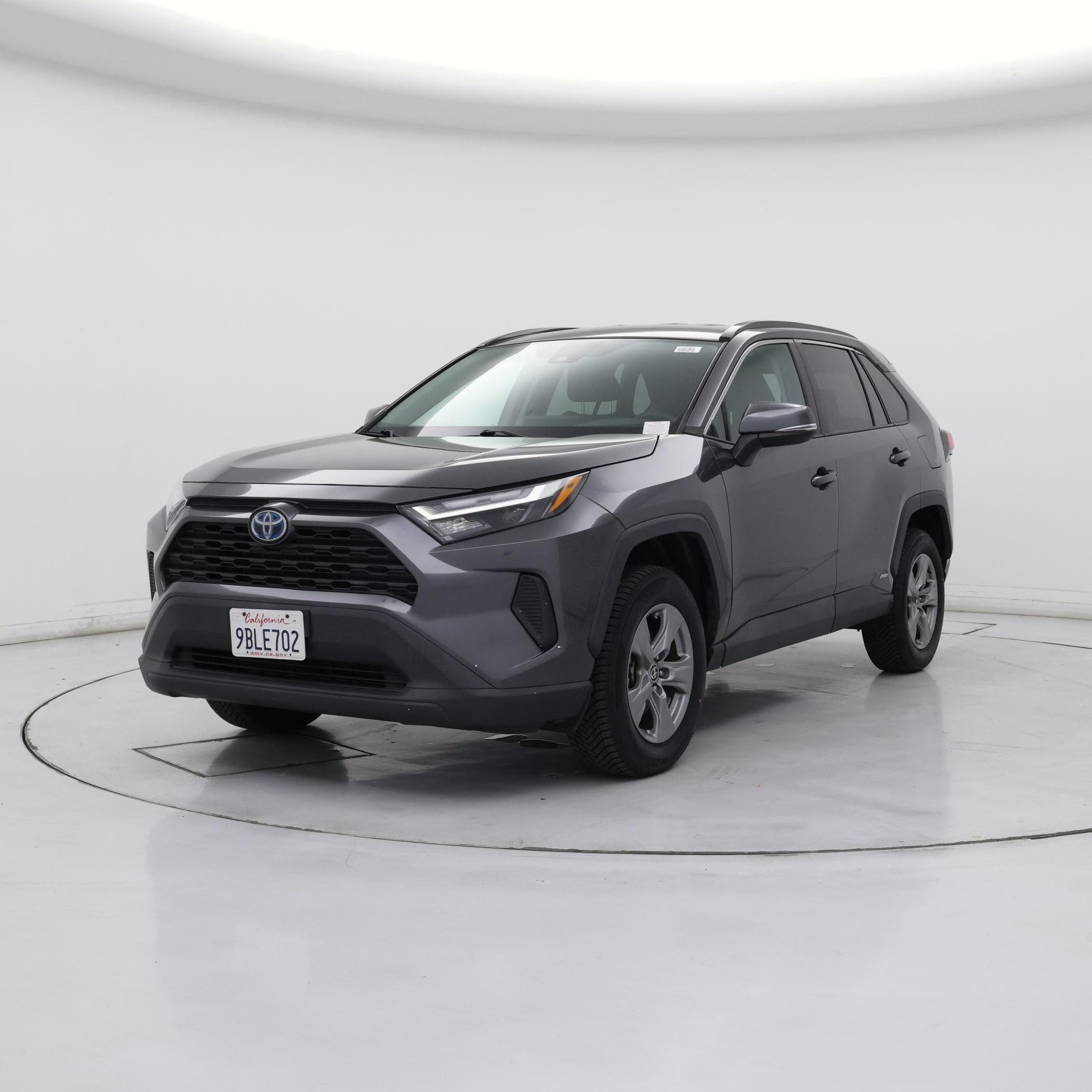 Thumbnail: 2022 Toyota RAV4 - 4