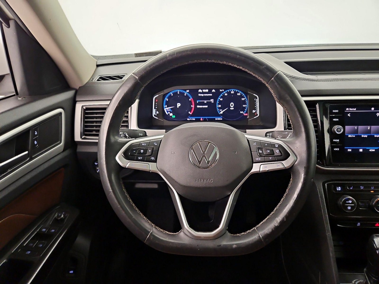 2021 Volkswagen Atlas SEL - Photo 11