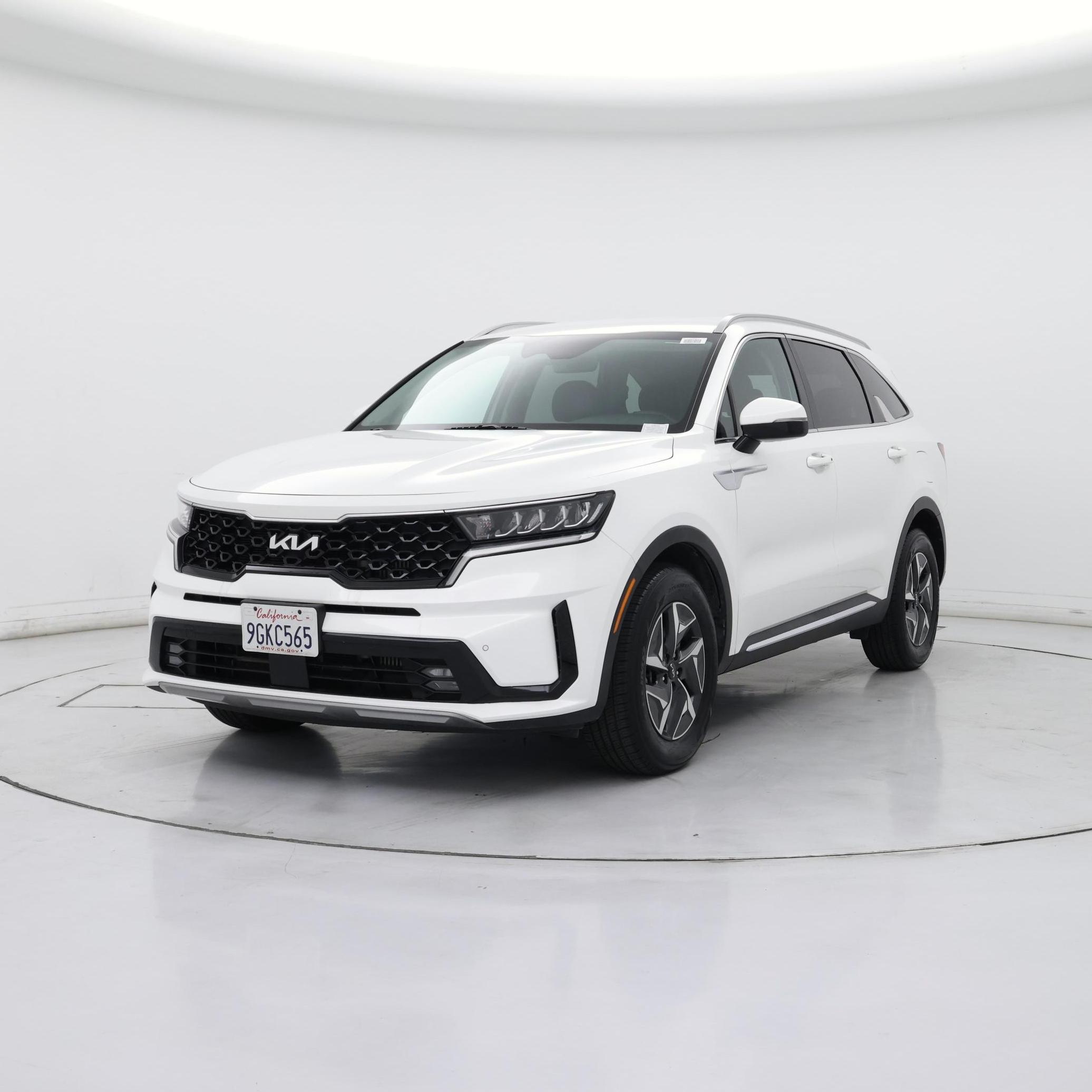 Thumbnail: 2023 Kia Sorento - 4