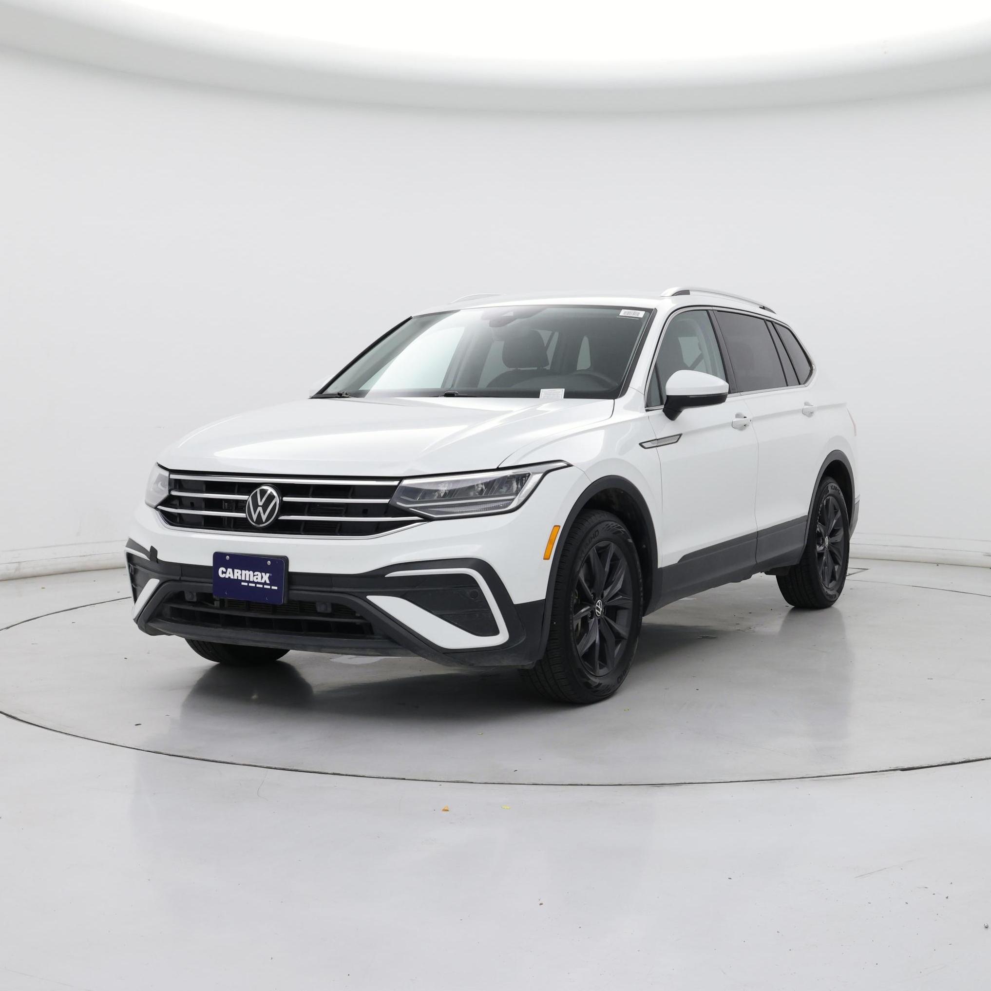 Thumbnail: 2024 Volkswagen Tiguan - 4