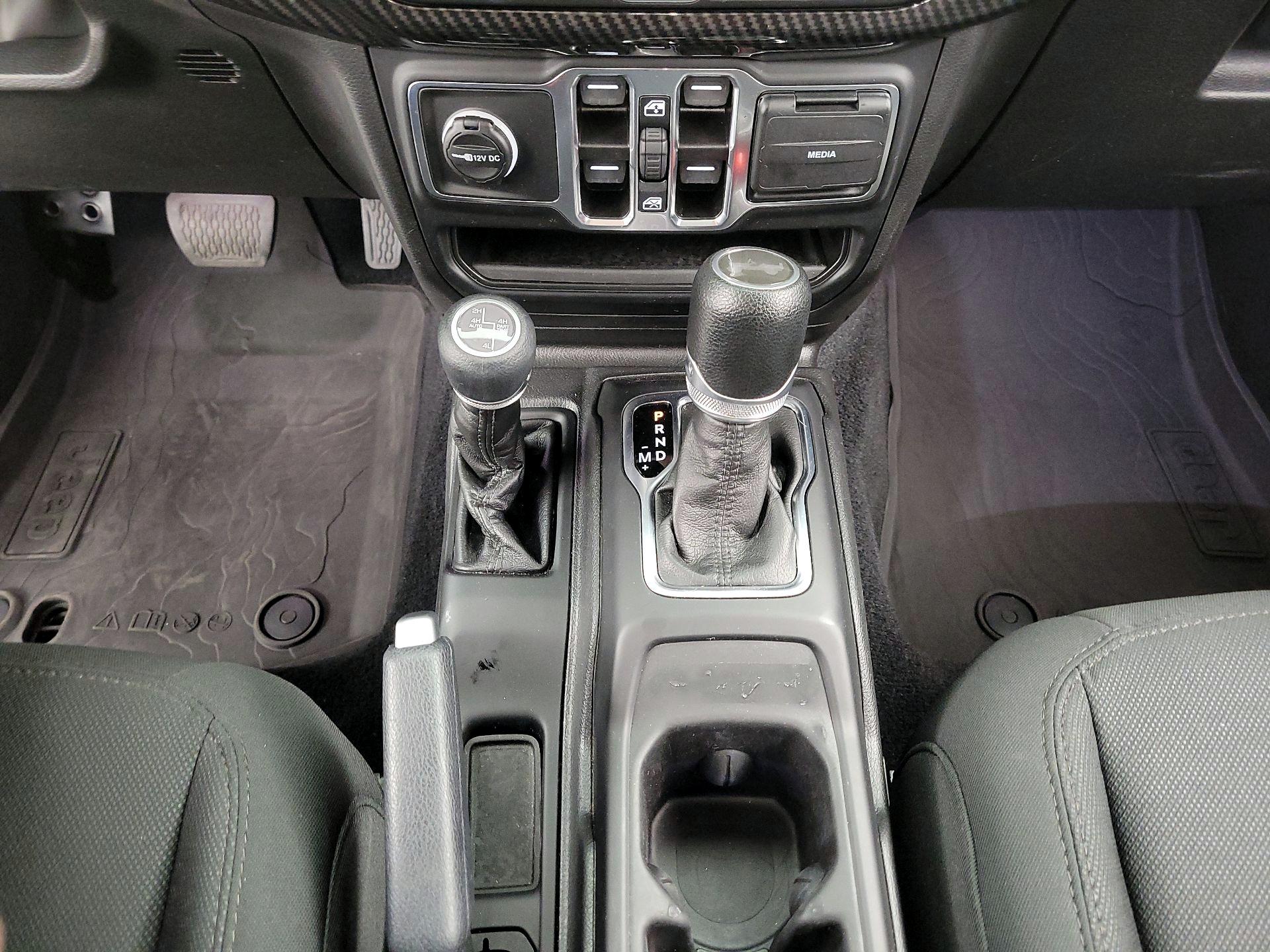 Thumbnail: 2023 Jeep Wrangler - 17