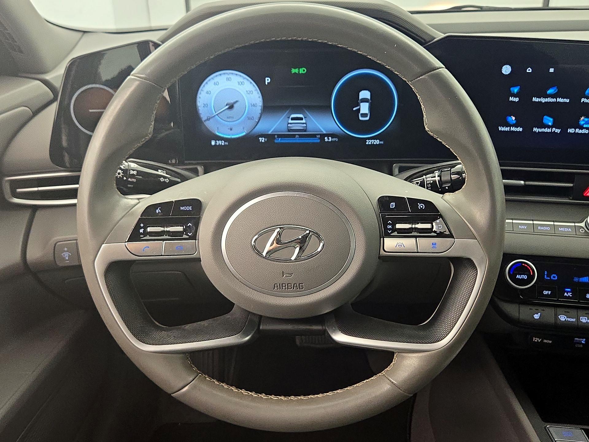 Thumbnail: 2023 Hyundai Elantra - 10