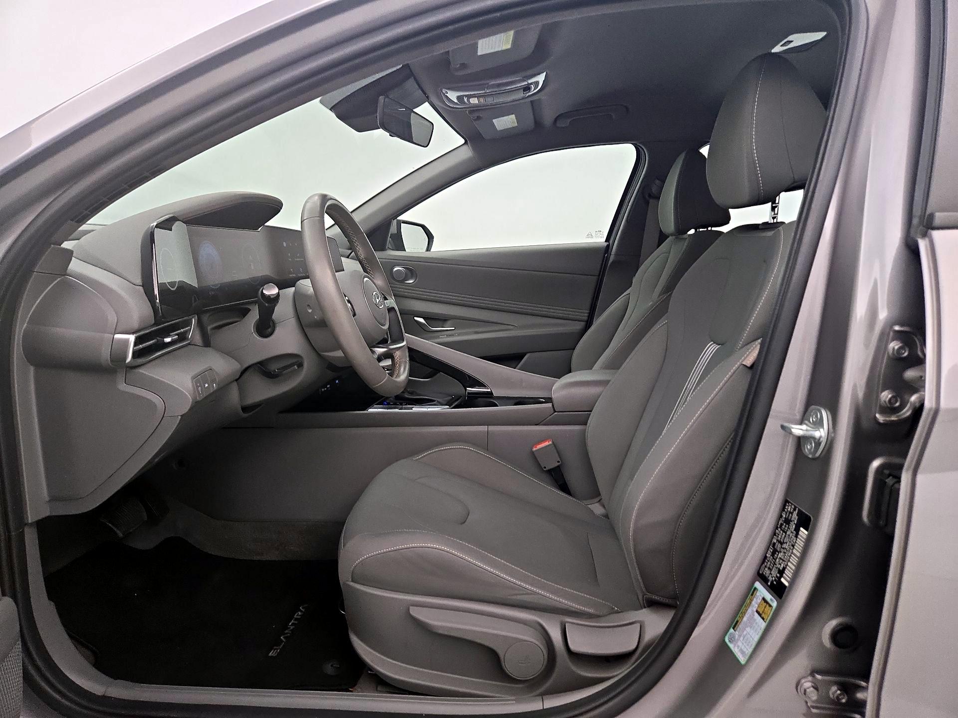 Thumbnail: 2023 Hyundai Elantra - 11