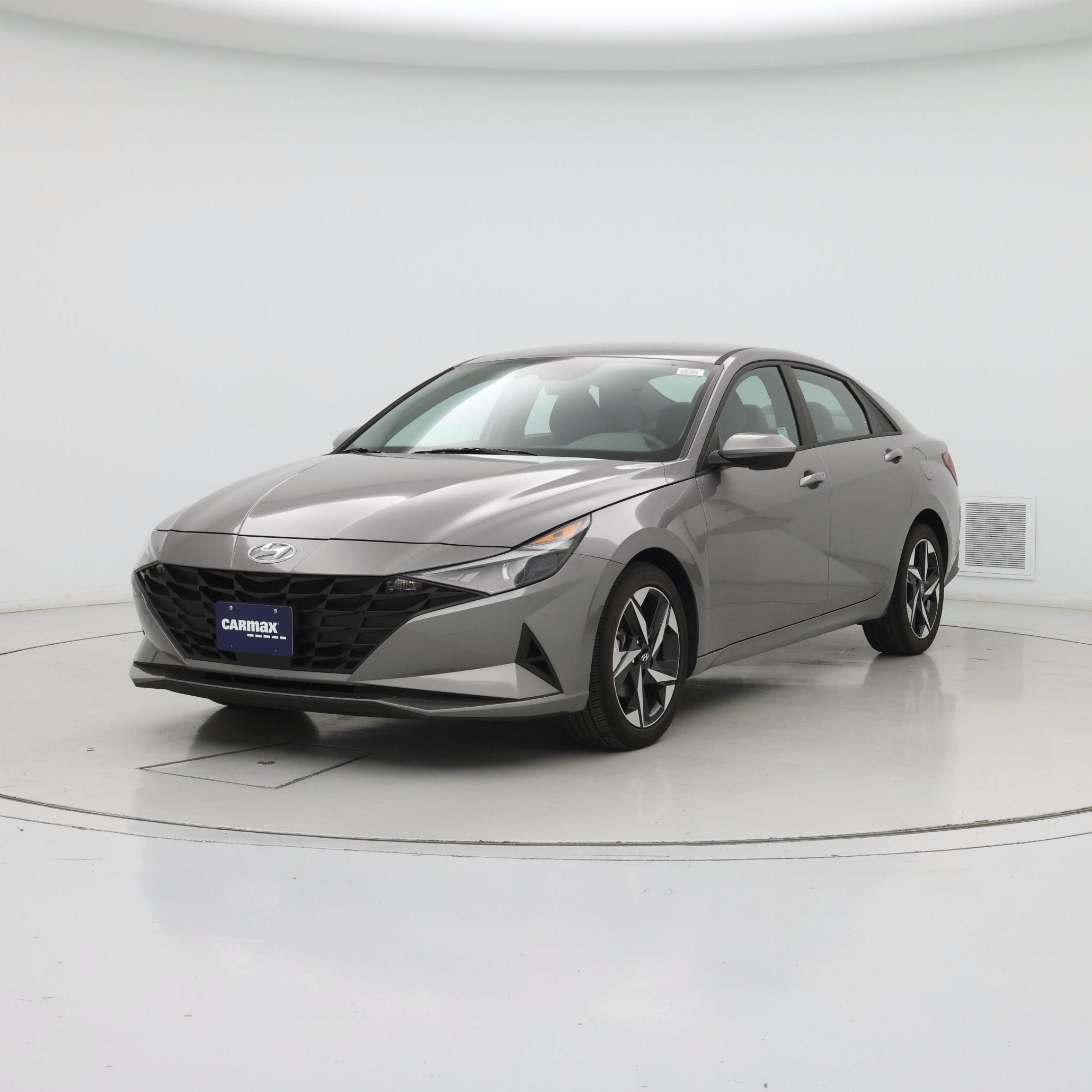 Thumbnail: 2023 Hyundai Elantra - 4