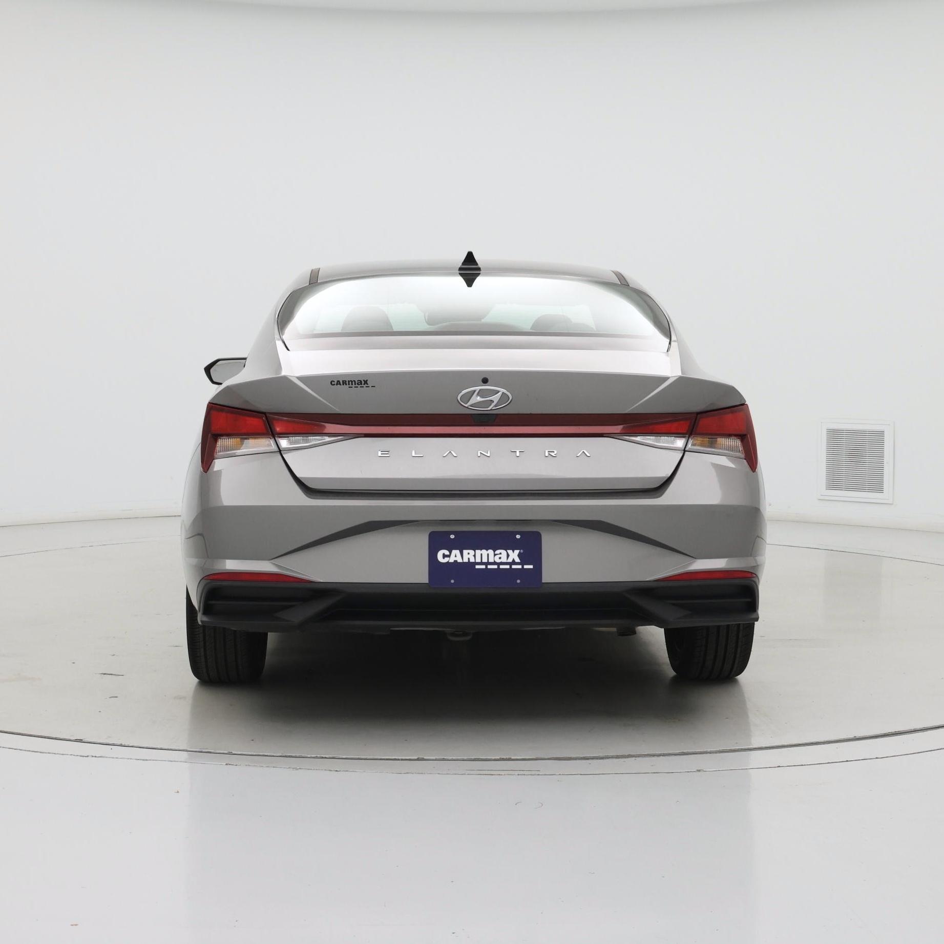 Thumbnail: 2023 Hyundai Elantra - 6