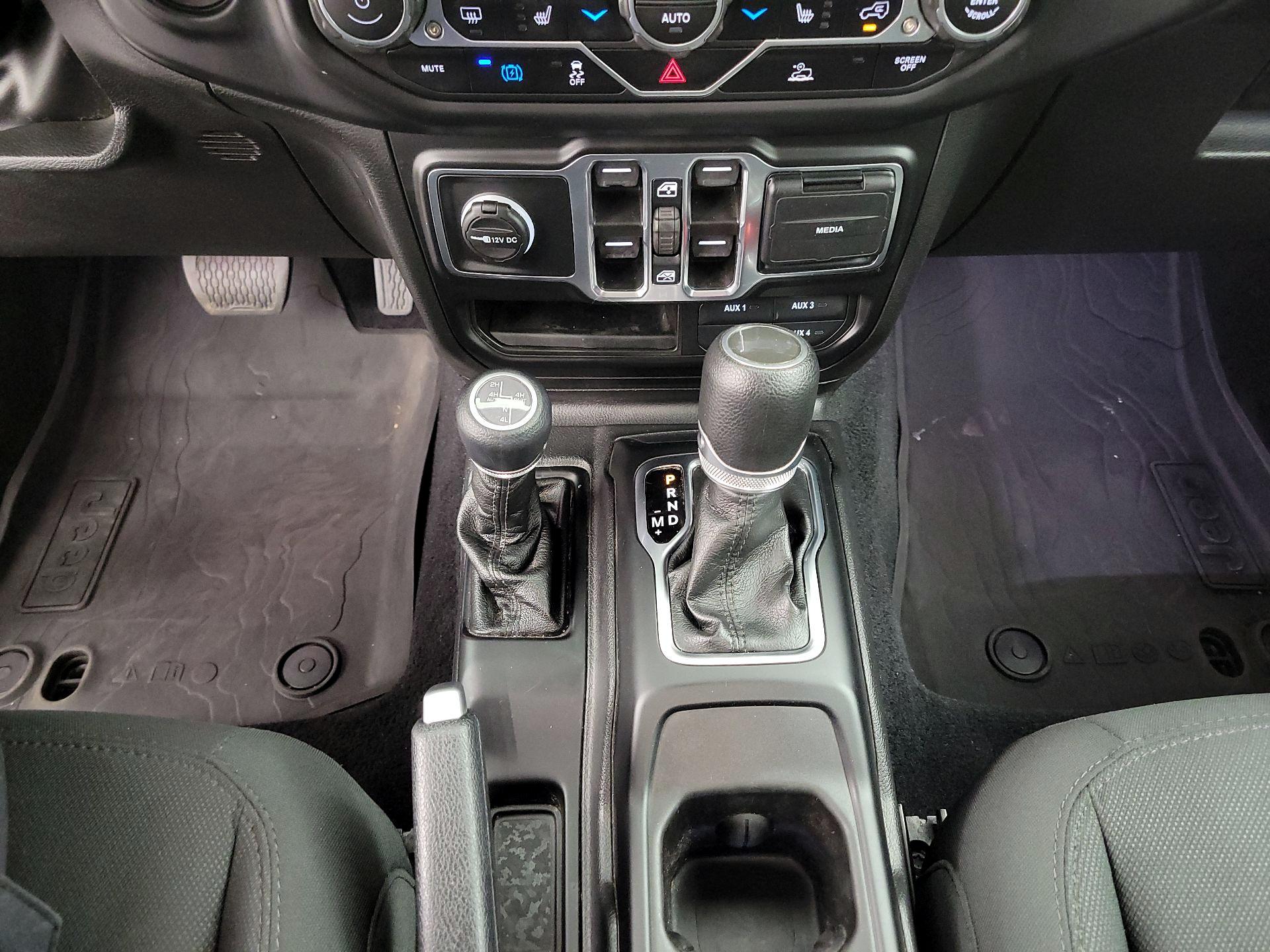 Thumbnail: 2023 Jeep Wrangler - 18