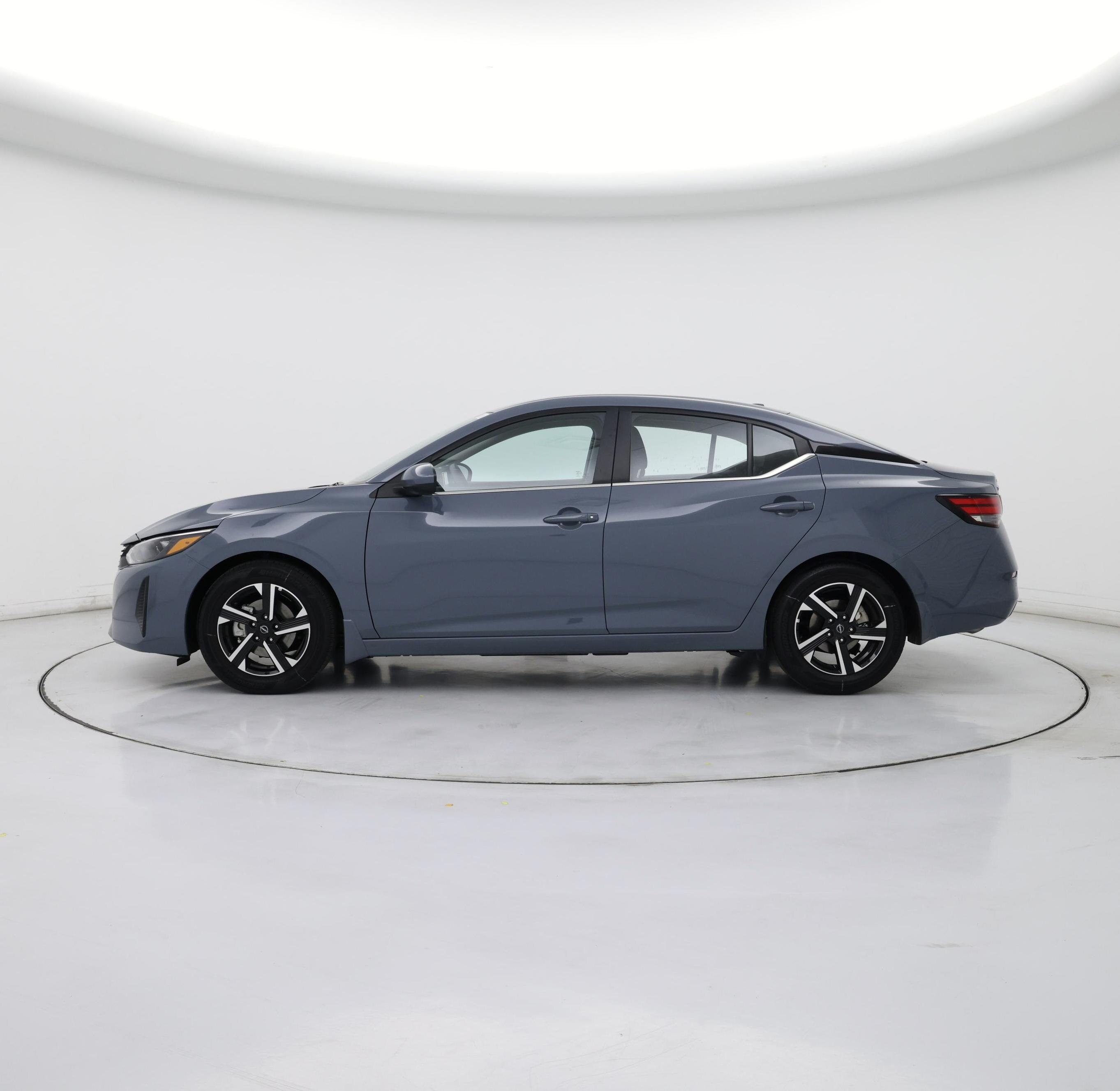 Thumbnail: 2025 Nissan Sentra - 3