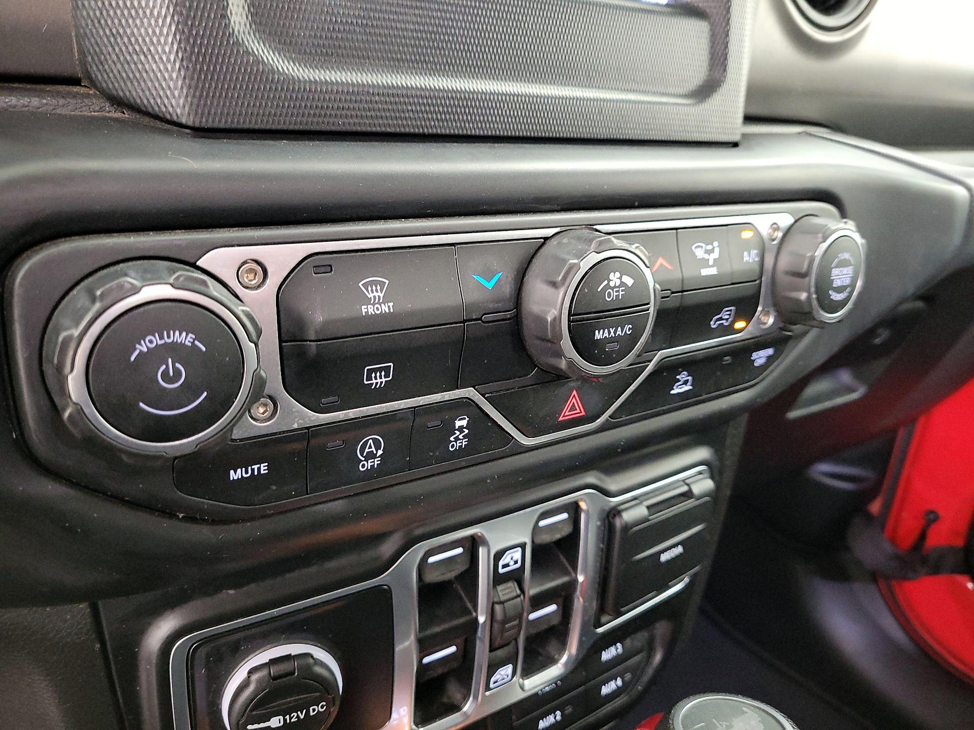 Thumbnail: 2023 Jeep Wrangler - 16
