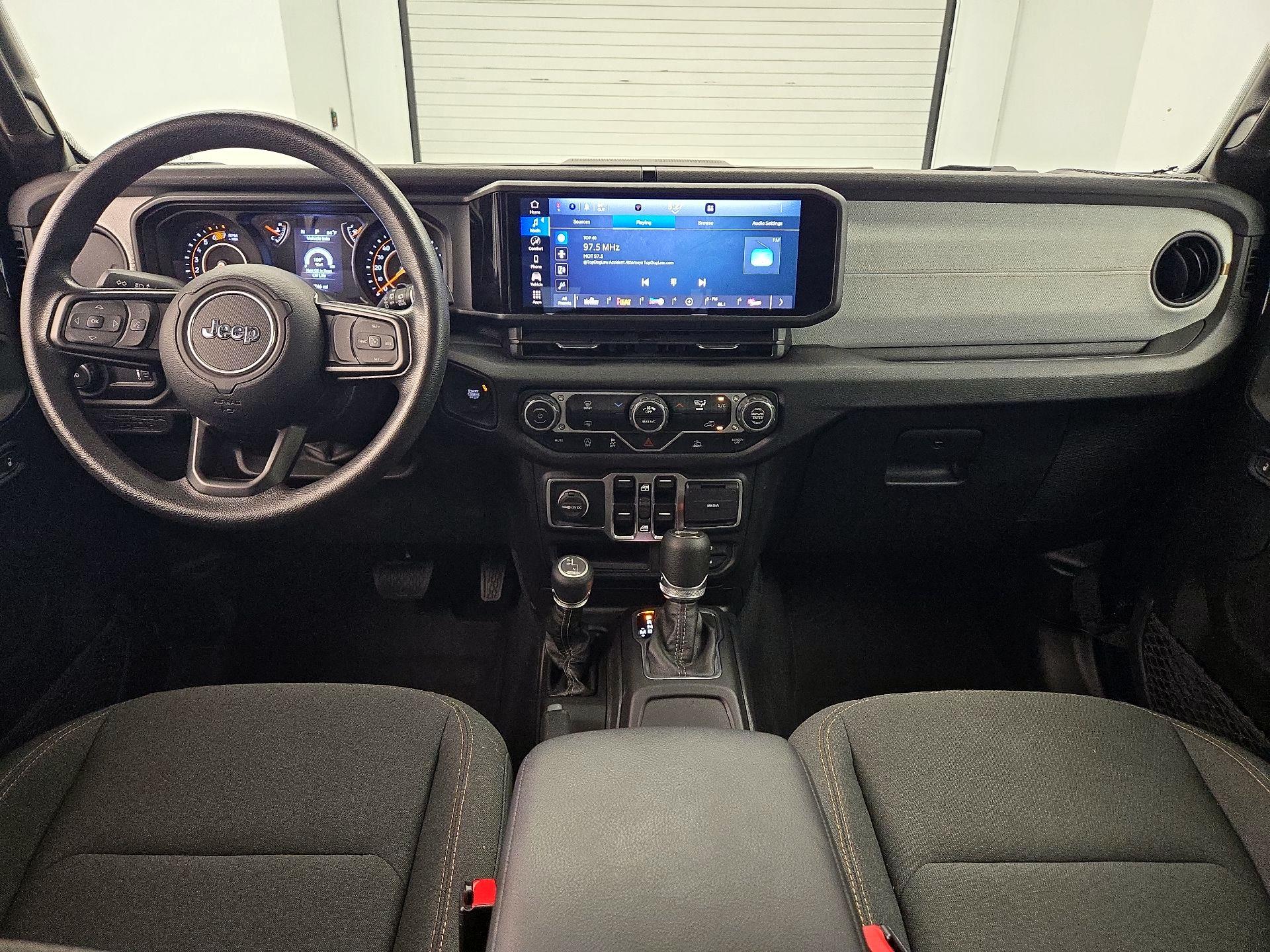 Thumbnail: 2025 Jeep Wrangler - 9