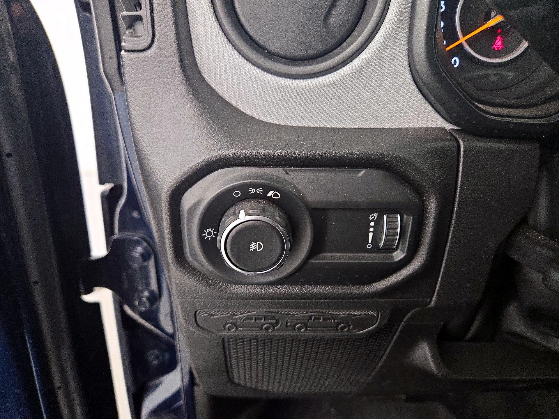 Thumbnail: 2025 Jeep Wrangler - 13