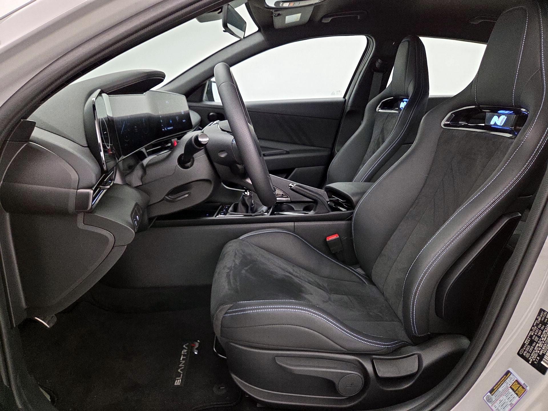 Thumbnail: 2025 Hyundai Elantra - 11