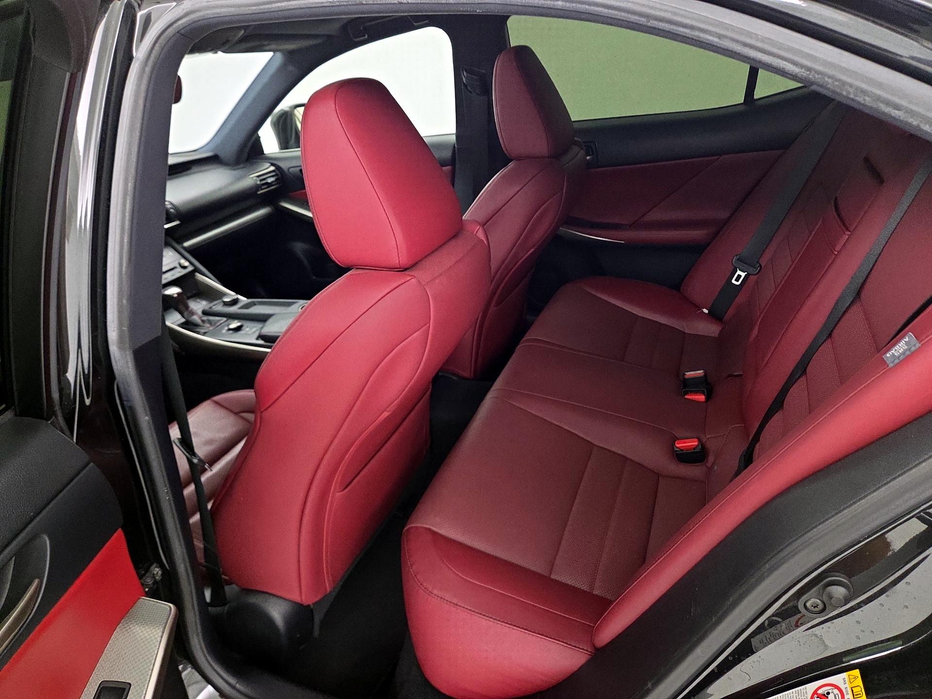Thumbnail: 2018 Lexus IS - 20